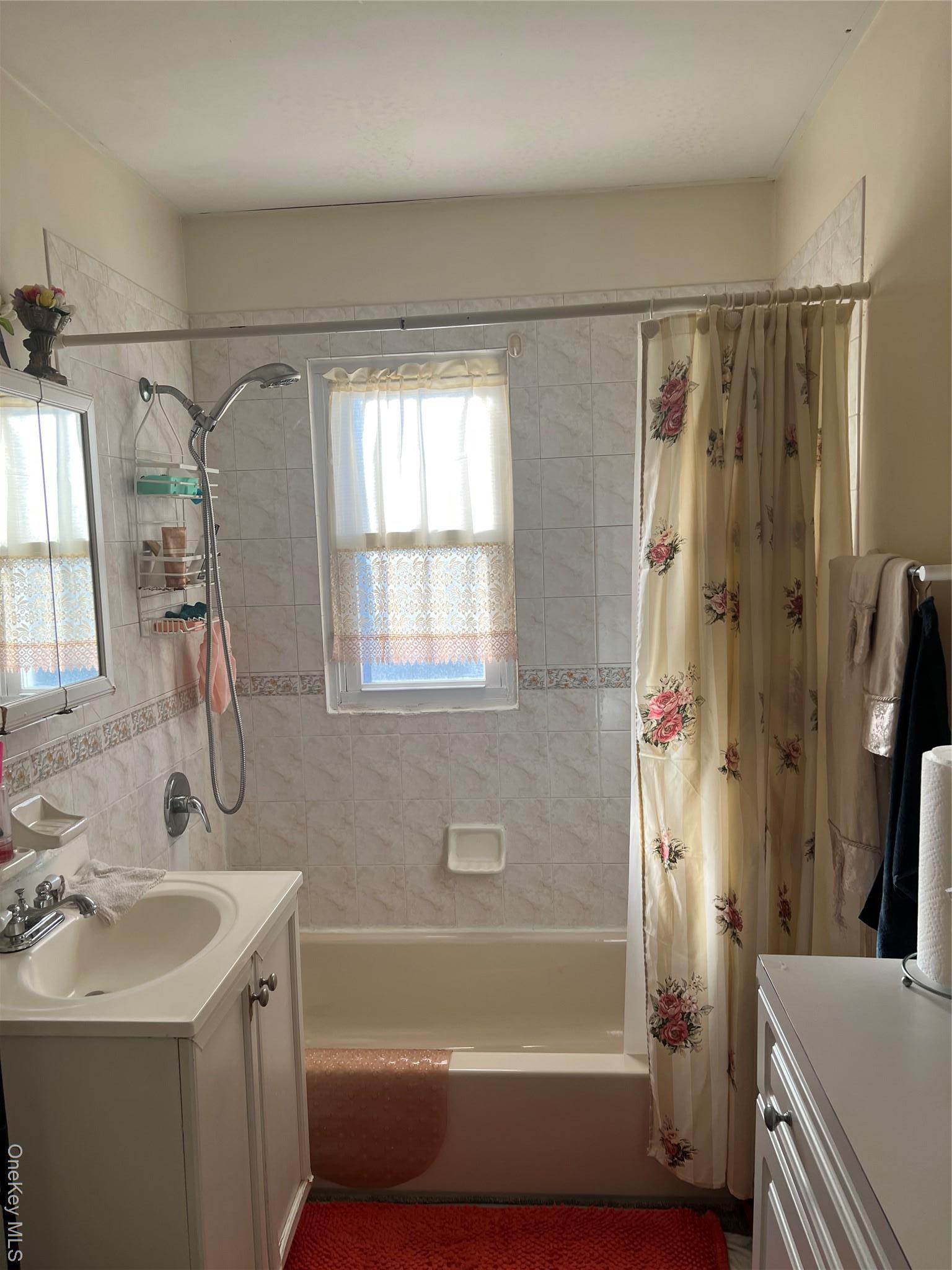 Single Family 231st  Queens, NY 11413, MLS-976568-9