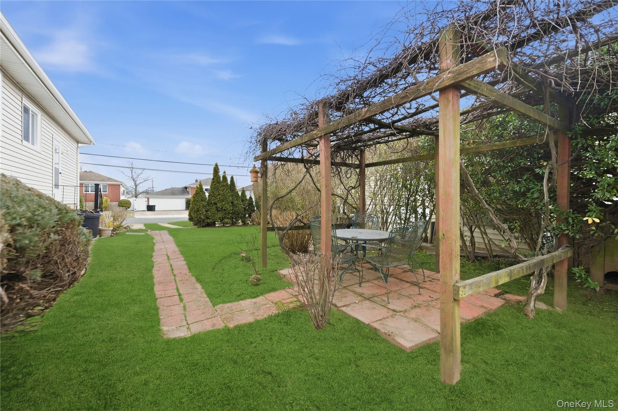 Single Family Murdock  Nassau County, NY 11572, MLS-976569-13