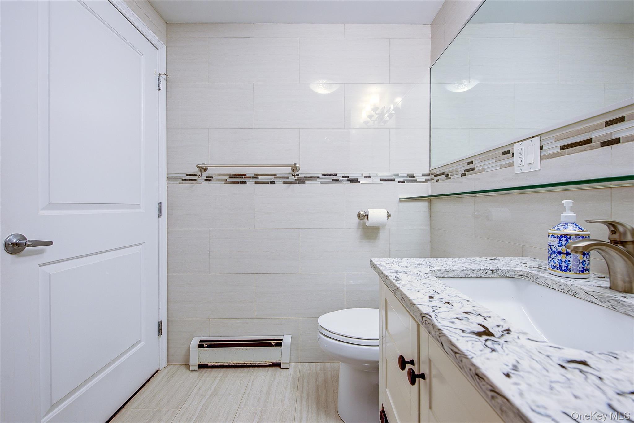 Condo Queens  Queens, NY 11373, MLS-976605-12