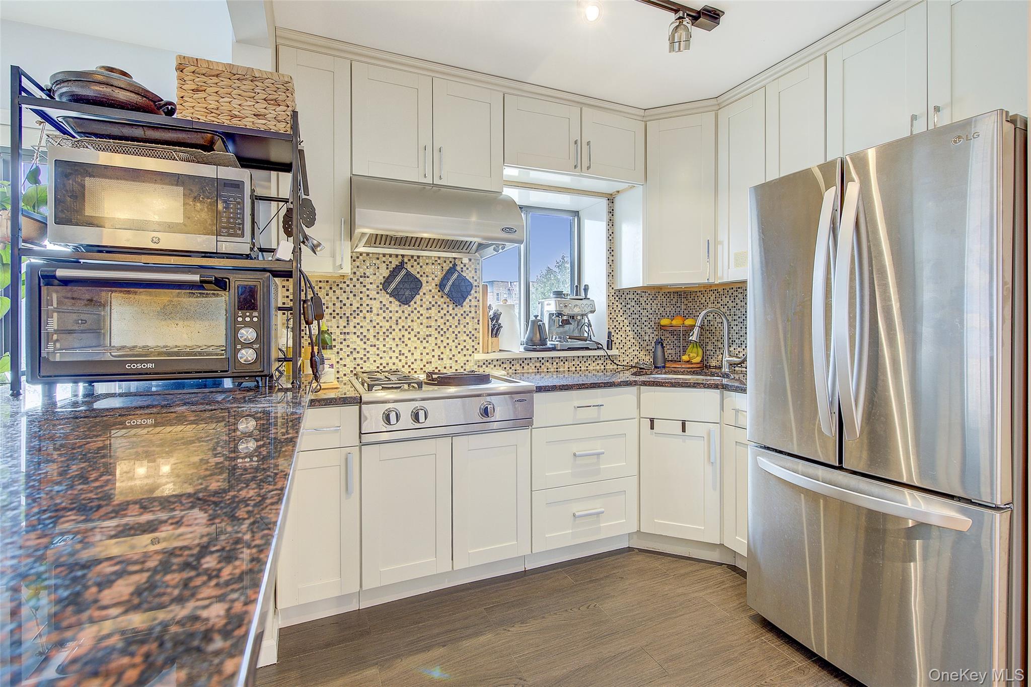 Condo Queens  Queens, NY 11373, MLS-976605-5