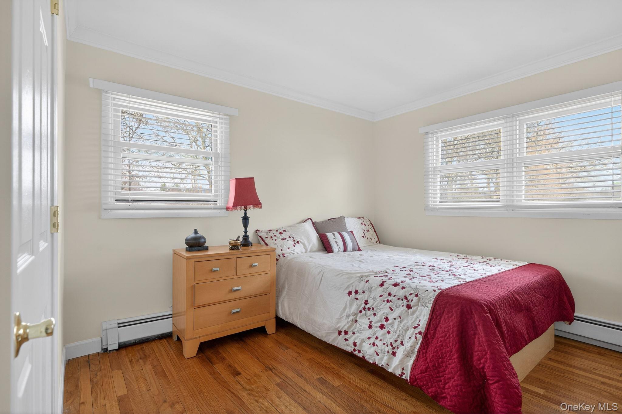 Single Family Kings  Rockland County, NY 10989, MLS-976610-10