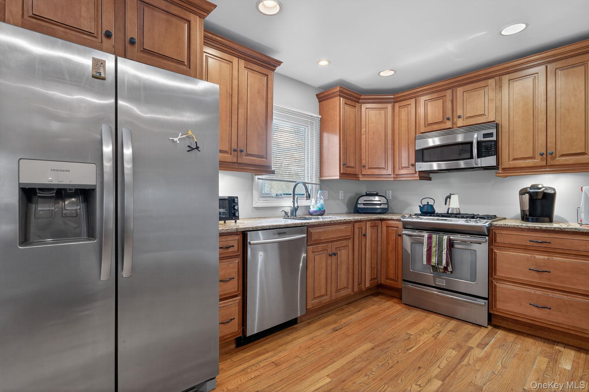 Single Family Kings  Rockland County, NY 10989, MLS-976610-8