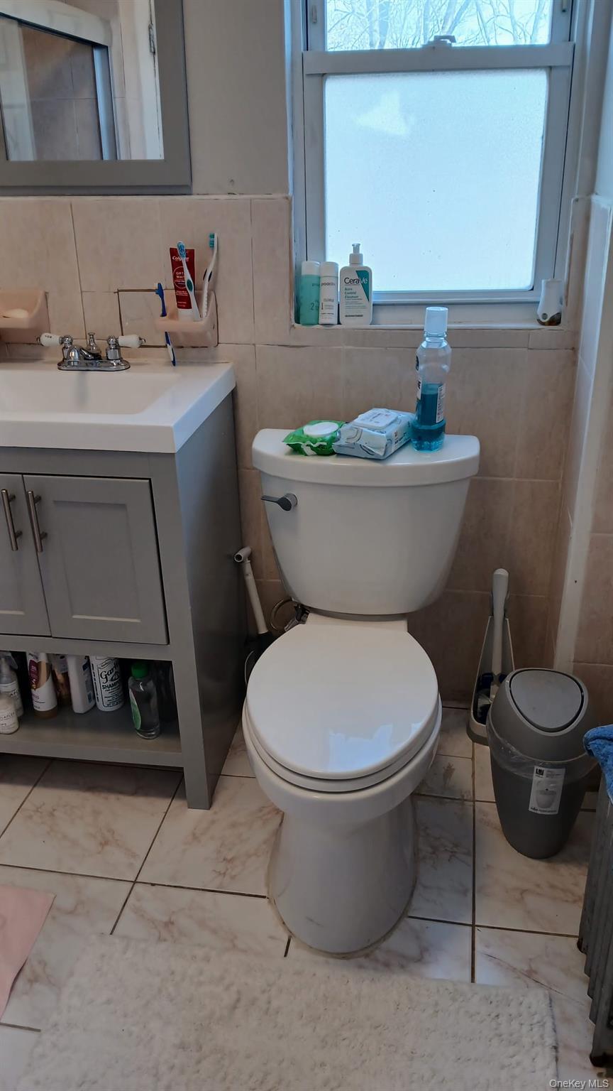 Single Family 198 Th Street Queens, NY 11412, MLS-976616-13