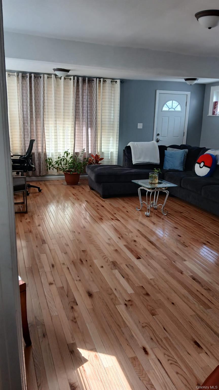 Single Family 198 Th Street Queens, NY 11412, MLS-976616-4