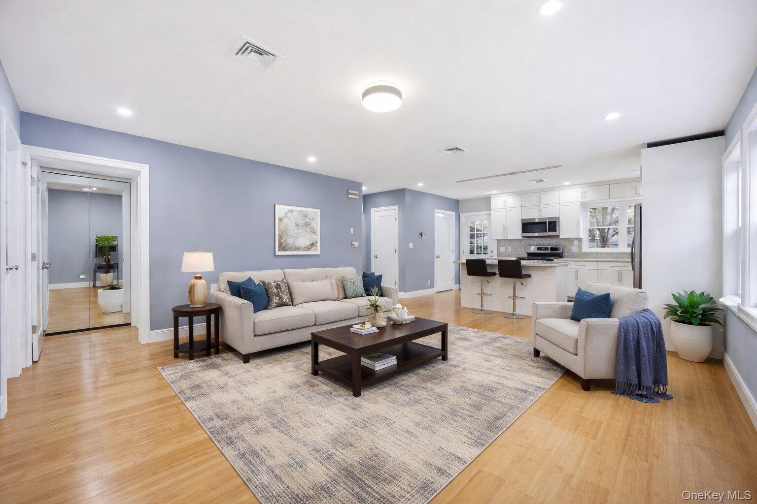 Single Family Coale Staten Island, NY 10314, MLS-976631-10