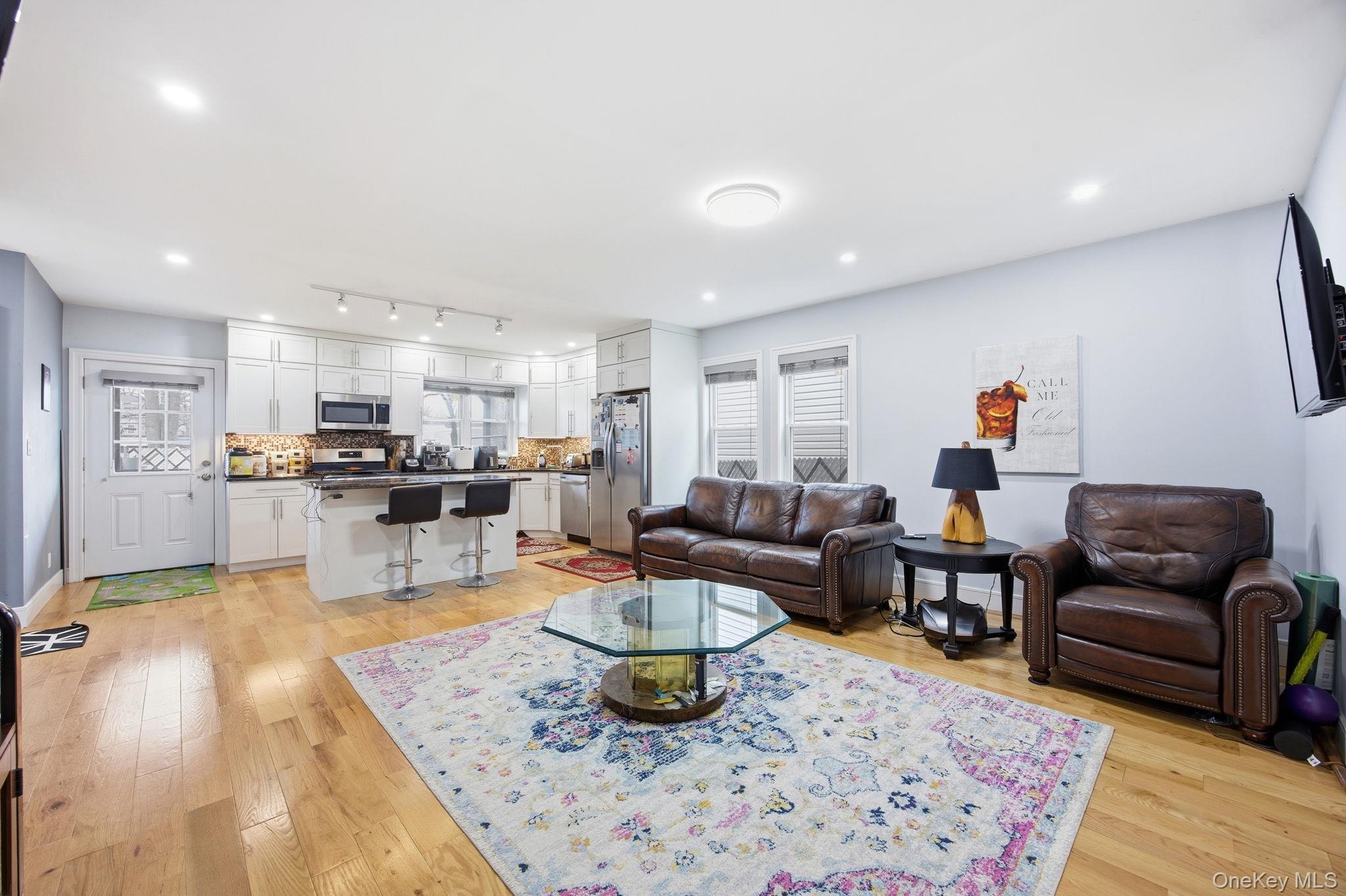Single Family Coale Staten Island, NY 10314, MLS-976631-28