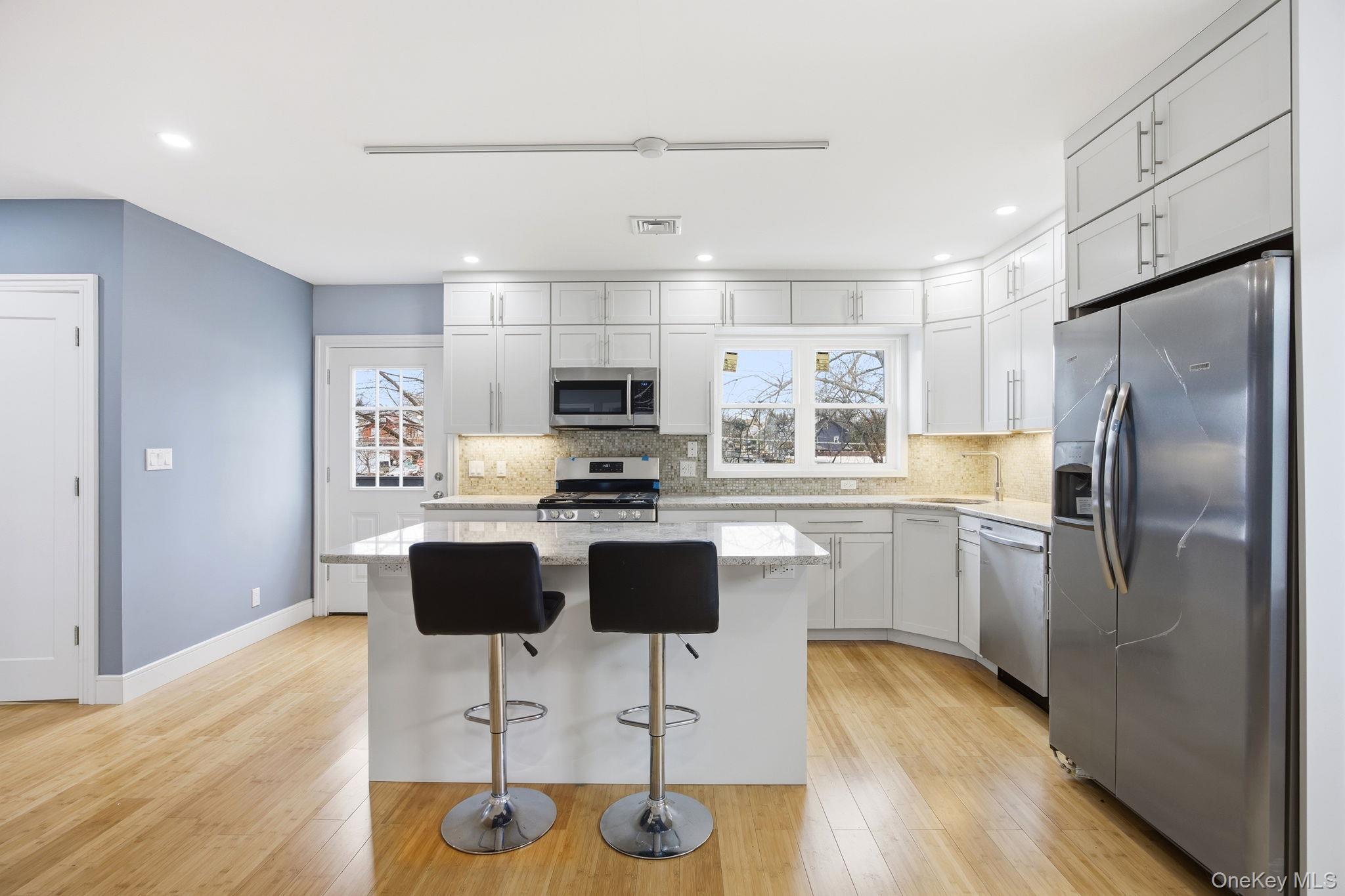 Single Family Coale Staten Island, NY 10314, MLS-976631-6