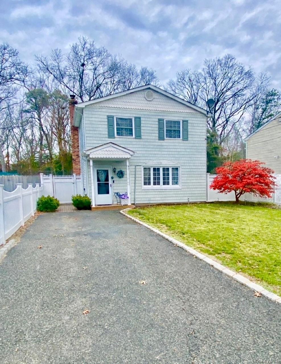 Single Family Pauline  Suffolk County, NY 11741, MLS-976637-2