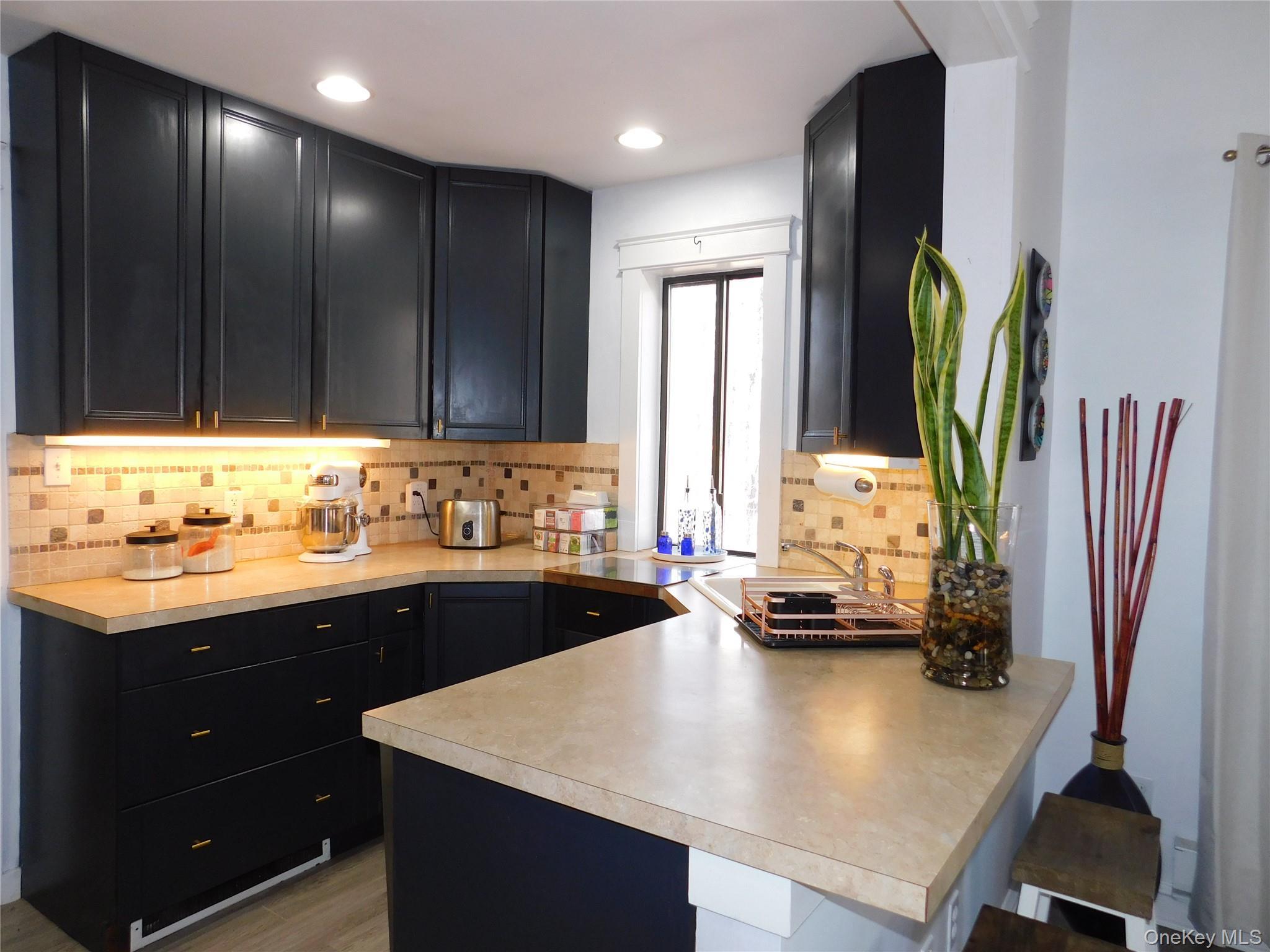 Single Family Meadowlark Lane  Sullivan County, NY 12789, MLS-976653-6