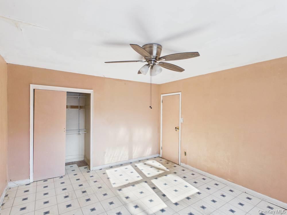 Single Family Allerton  Bronx, NY 10469, MLS-976663-14