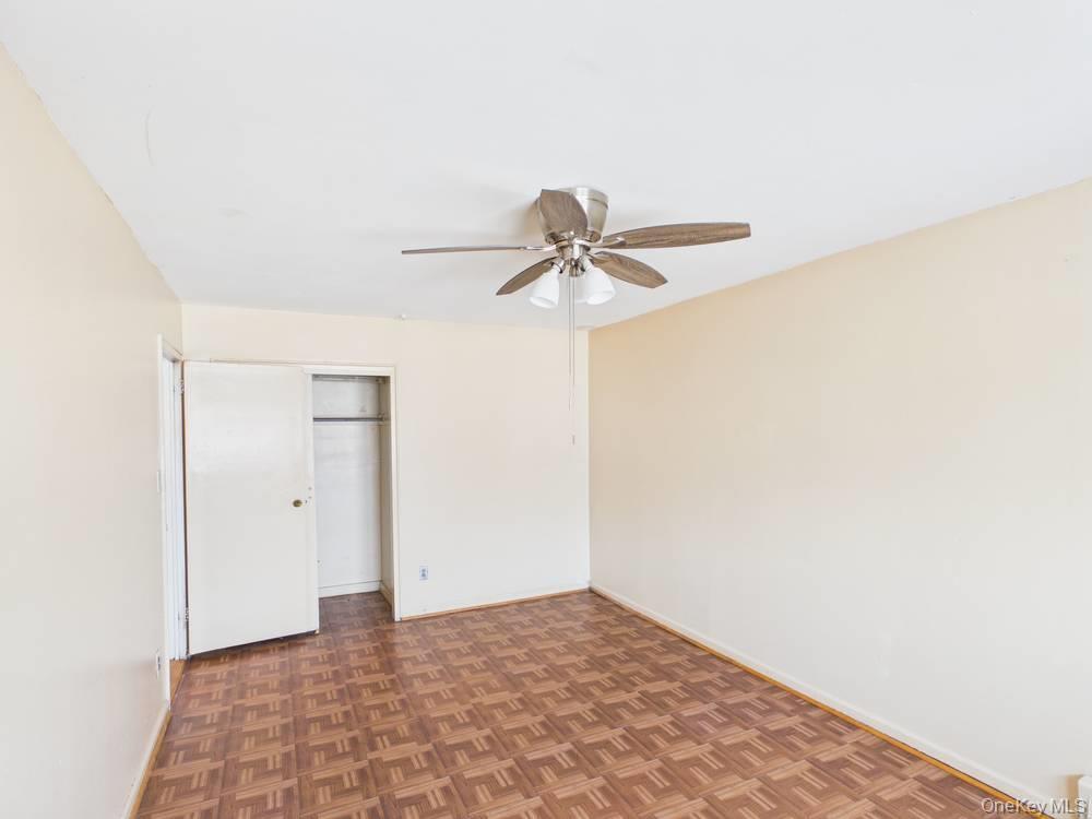 Single Family Allerton  Bronx, NY 10469, MLS-976663-20