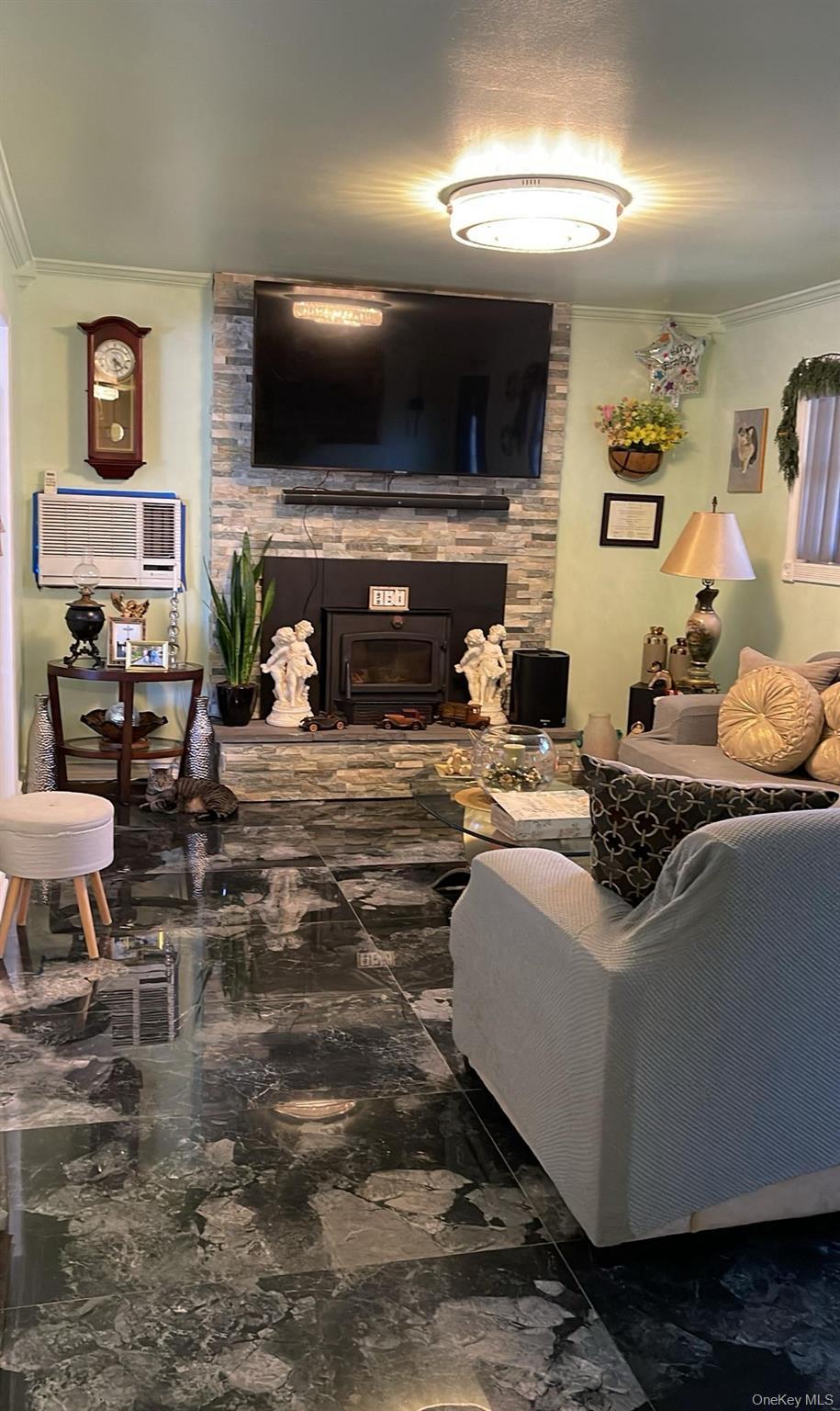 Single Family Dogwood  Suffolk County, NY 11951, MLS-976688-3