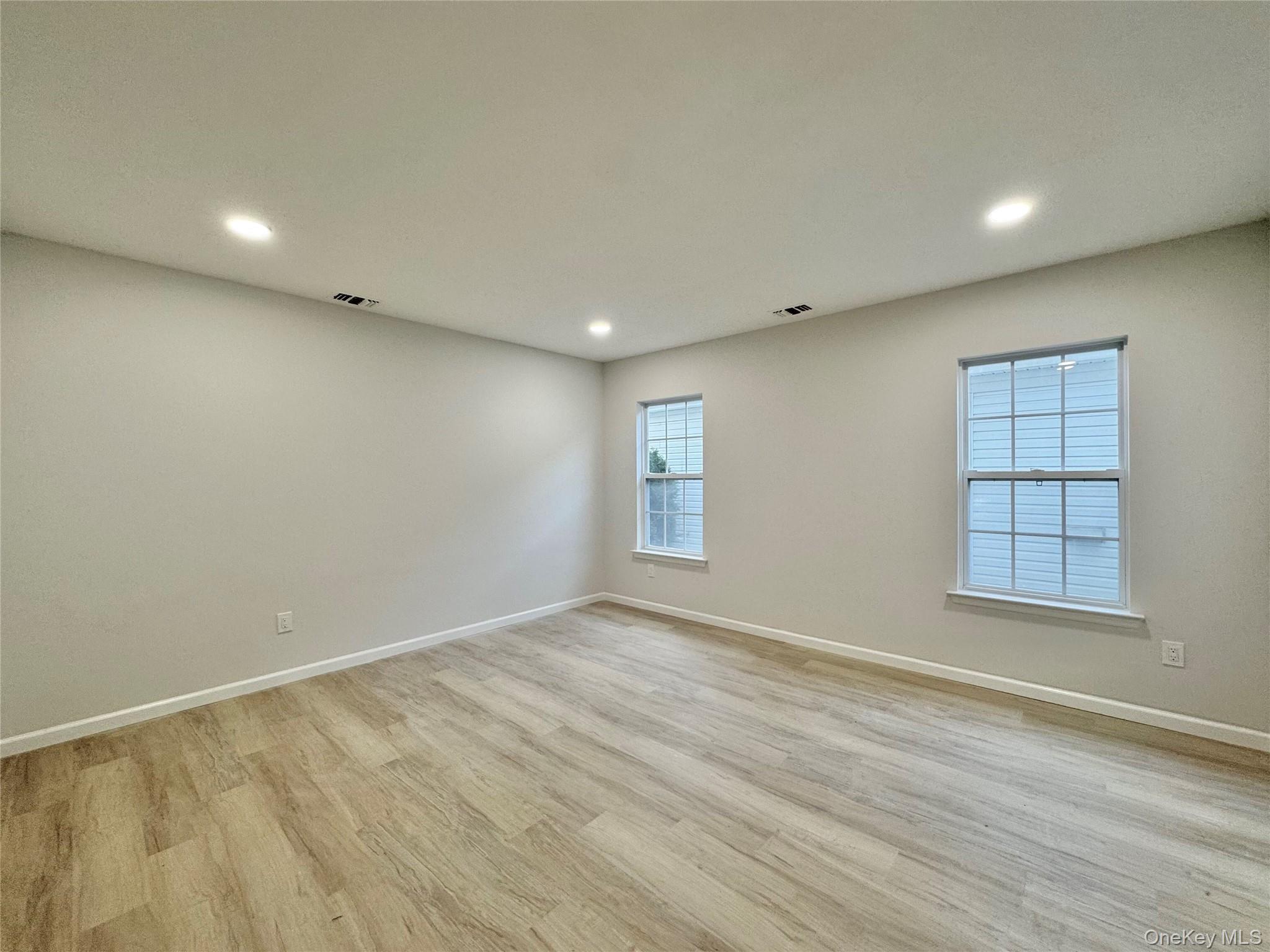 Condo Sophia  Suffolk County, NY 11953, MLS-976697-14