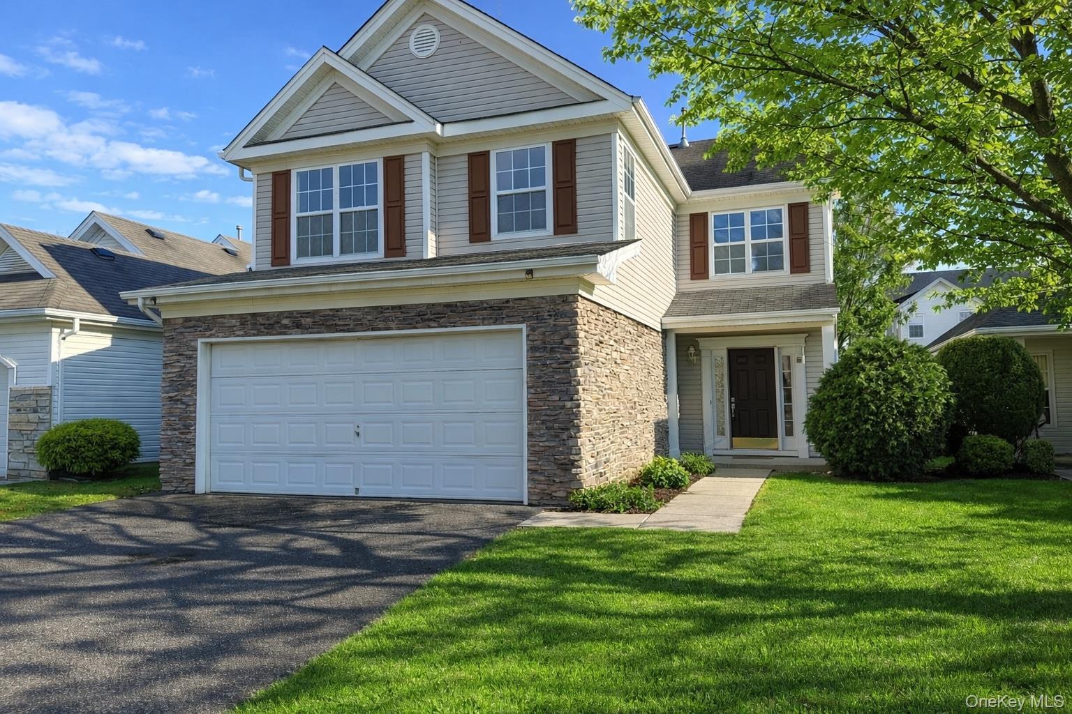 Condo Sophia  Suffolk County, NY 11953, MLS-976697-2