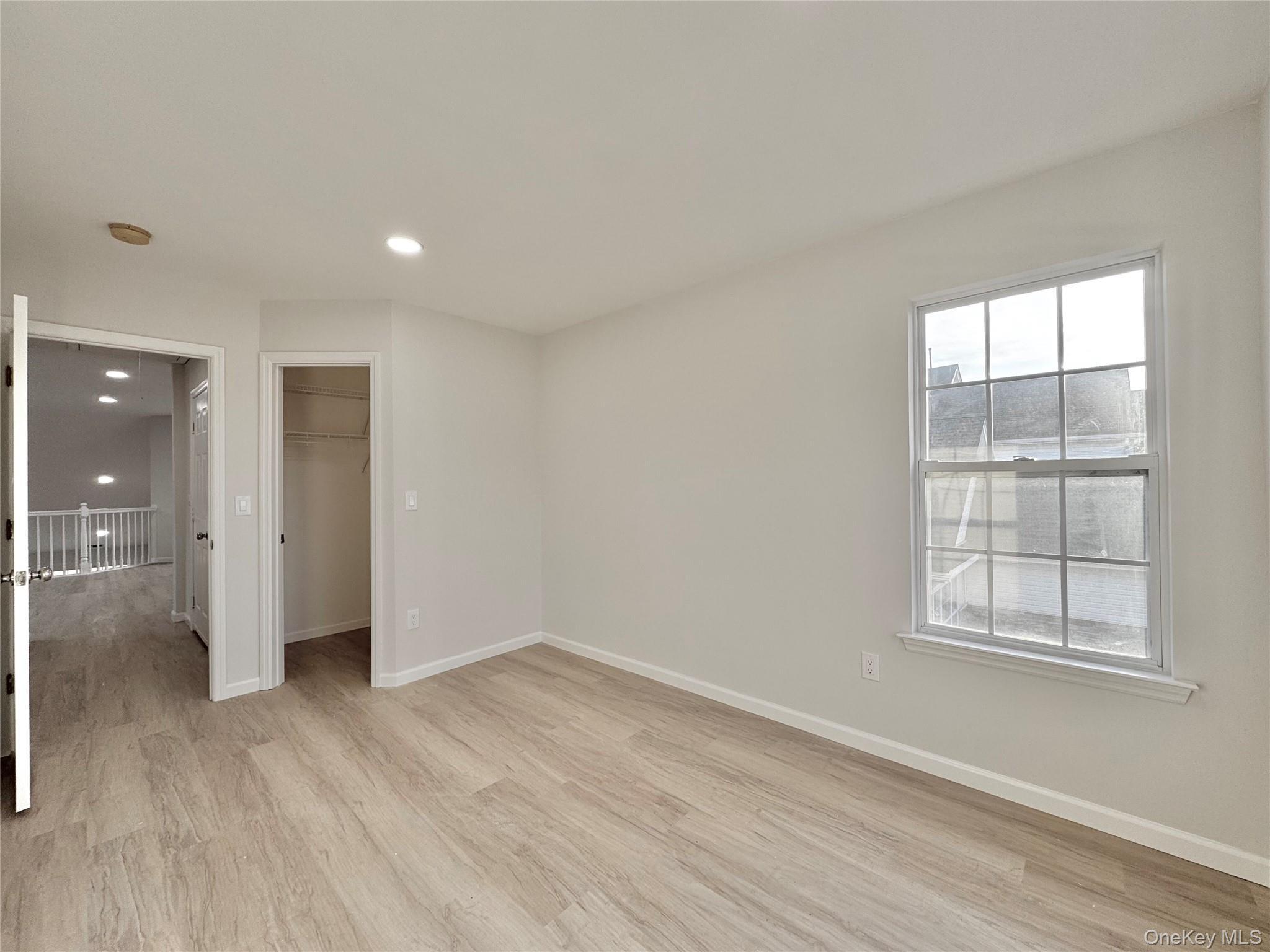 Condo Sophia  Suffolk County, NY 11953, MLS-976697-25