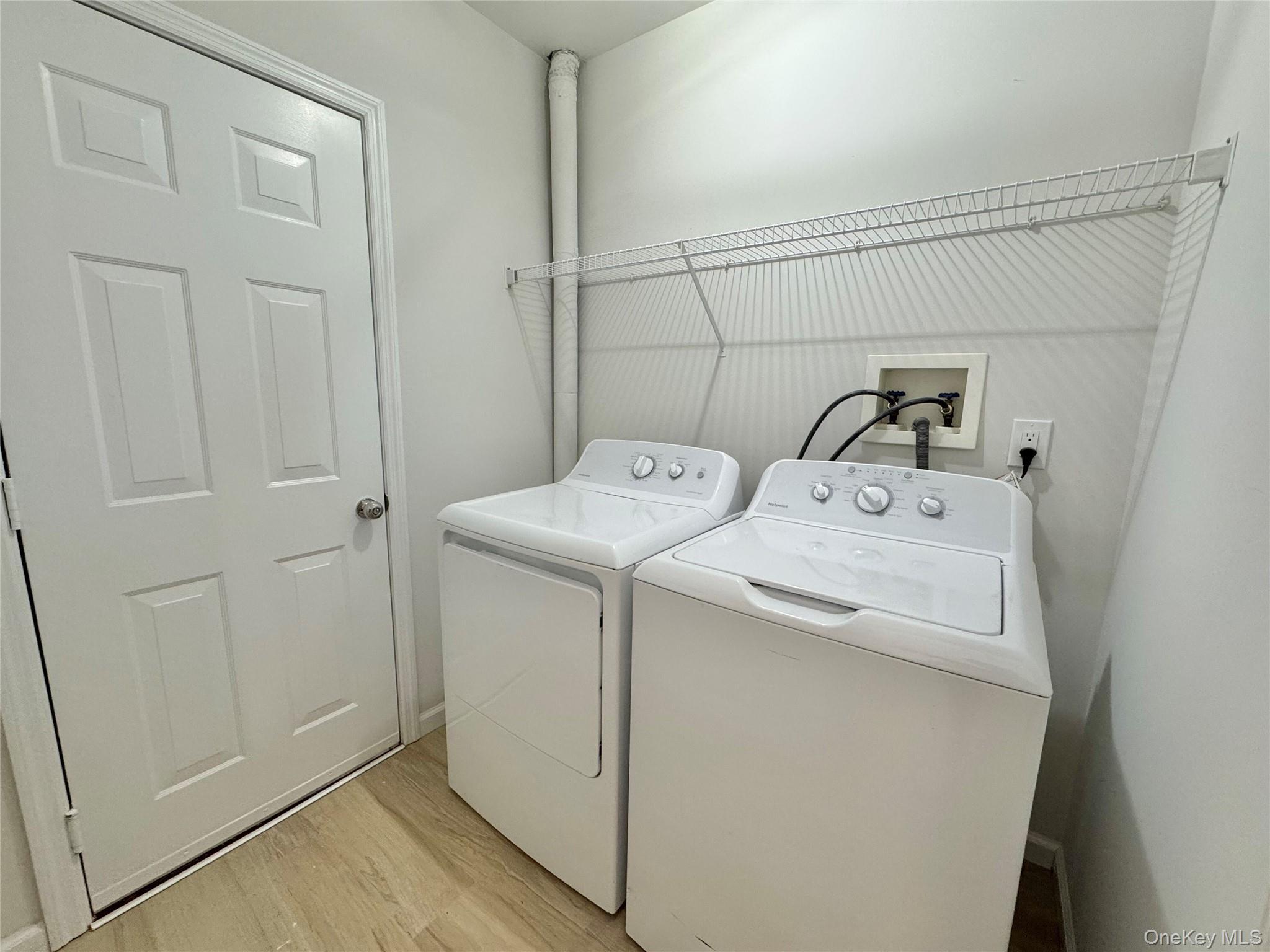 Condo Sophia  Suffolk County, NY 11953, MLS-976697-27