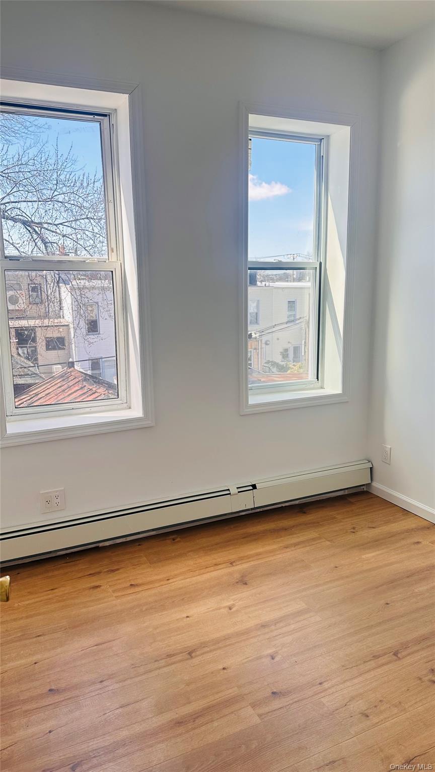 Apartment Eldert  Brooklyn, NY 11208, MLS-976704-4