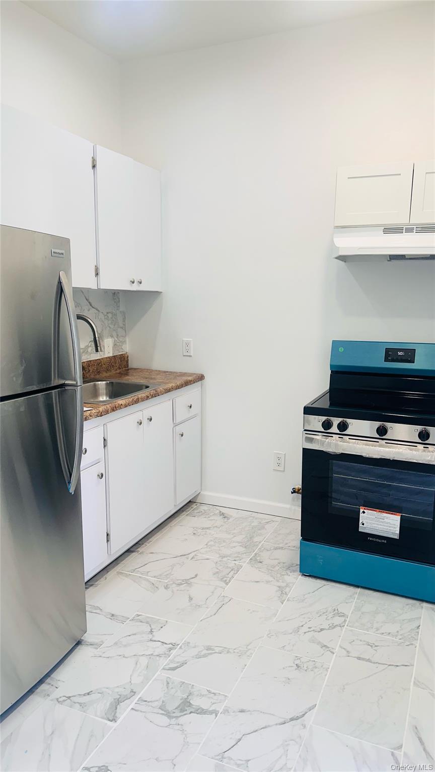 Apartment Eldert  Brooklyn, NY 11208, MLS-976704-6