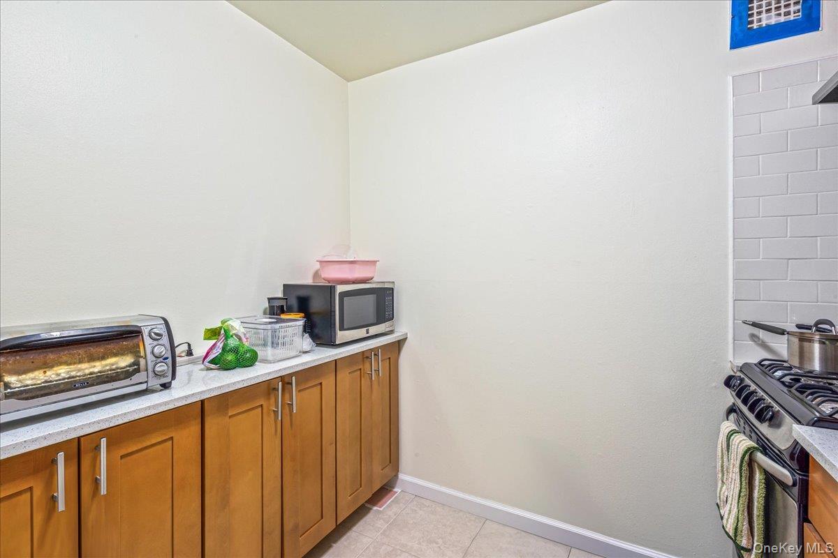 Coop Franklin  Queens, NY 11355, MLS-976718-10