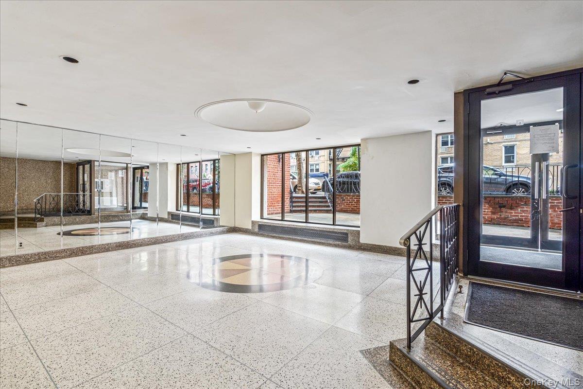 Coop Franklin  Queens, NY 11355, MLS-976718-2