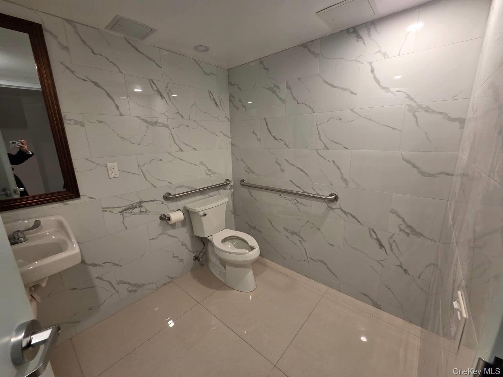 Commercial Lease Roosevelt Ave  Queens, NY 11354, MLS-976720-7