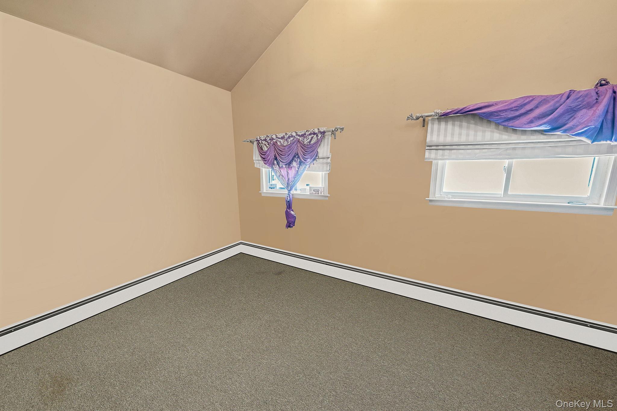 Single Family Tippin Suffolk County, NY 11746, MLS-976727-12