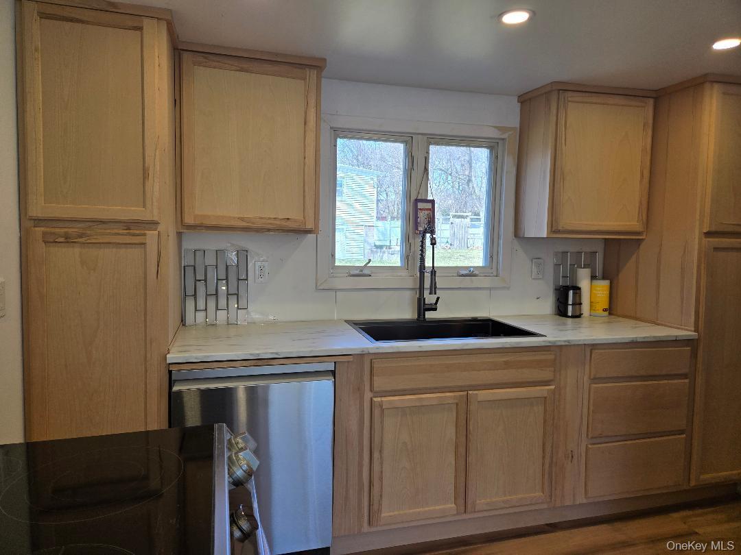 Single Family 8th  Westchester County, NY 10596, MLS-976740-3