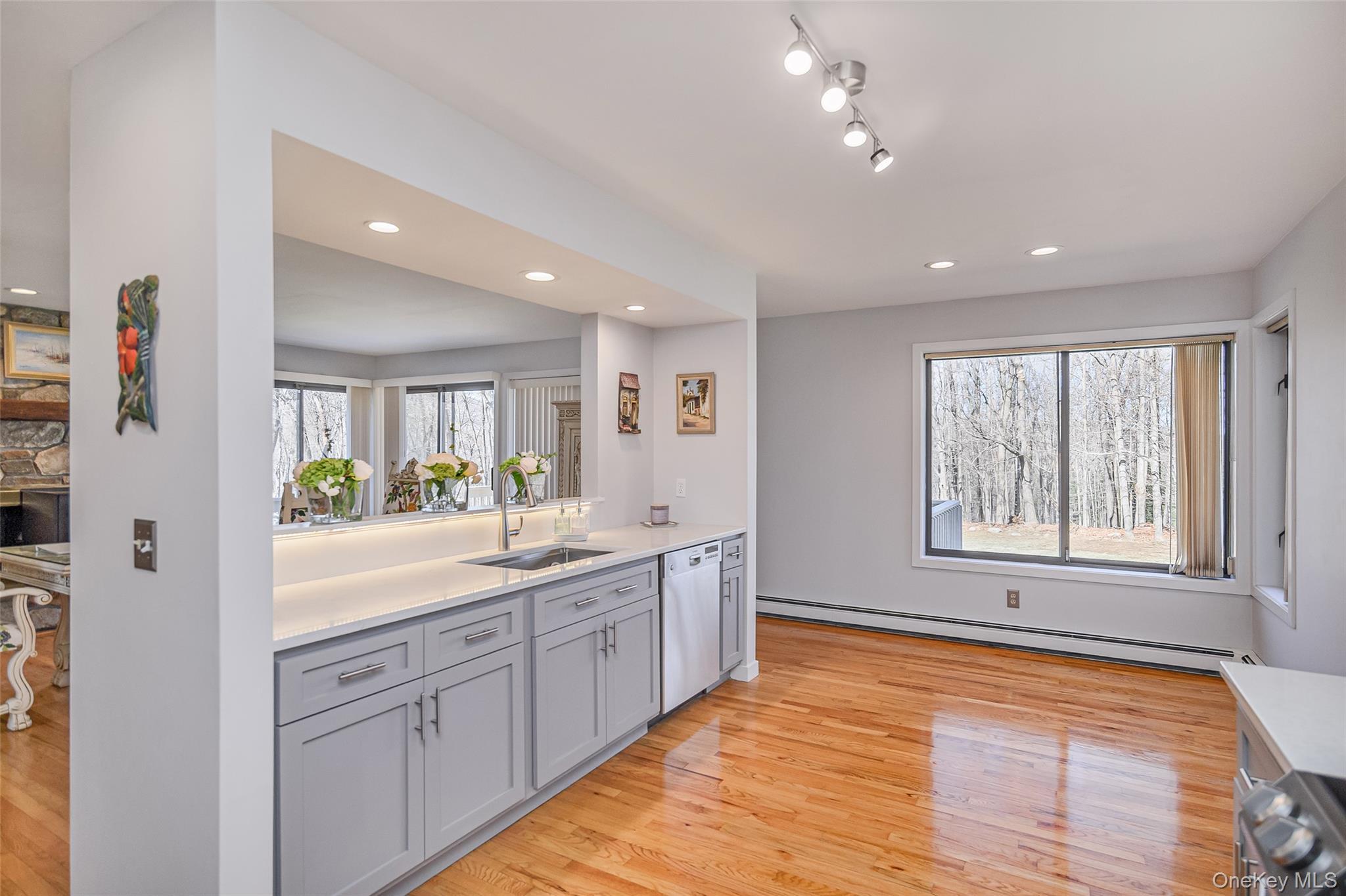 Single Family Farm  Out Of Area, NY 06784, MLS-976750-16