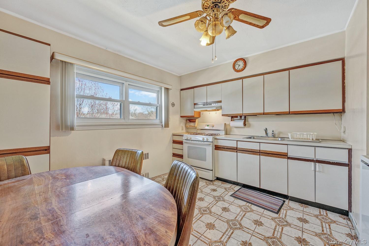 Condo Utopia  Queens, NY 11365, MLS-976751-4