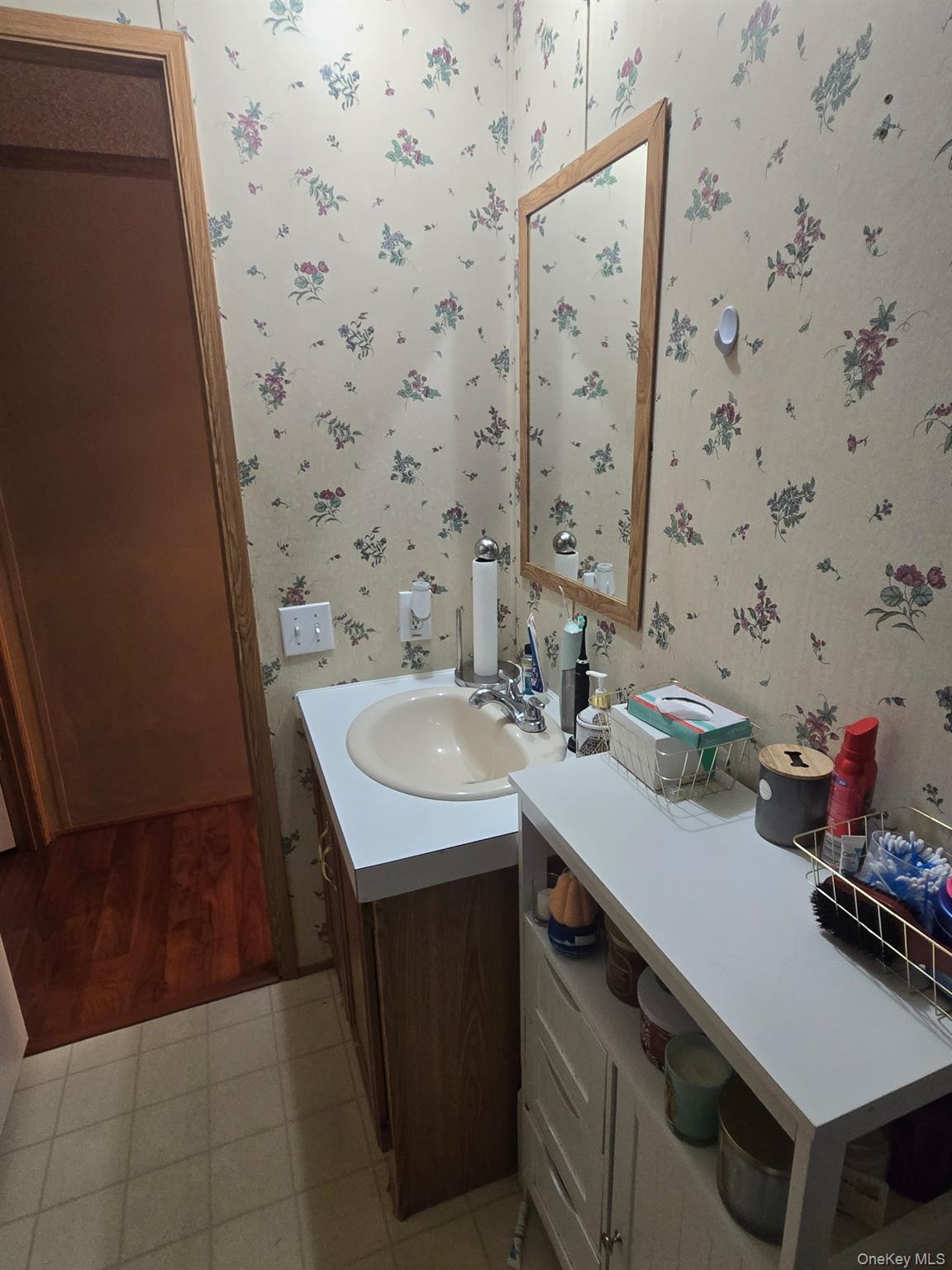 Single Family Goethals Road N Staten Island, NY 10303, MLS-976763-23