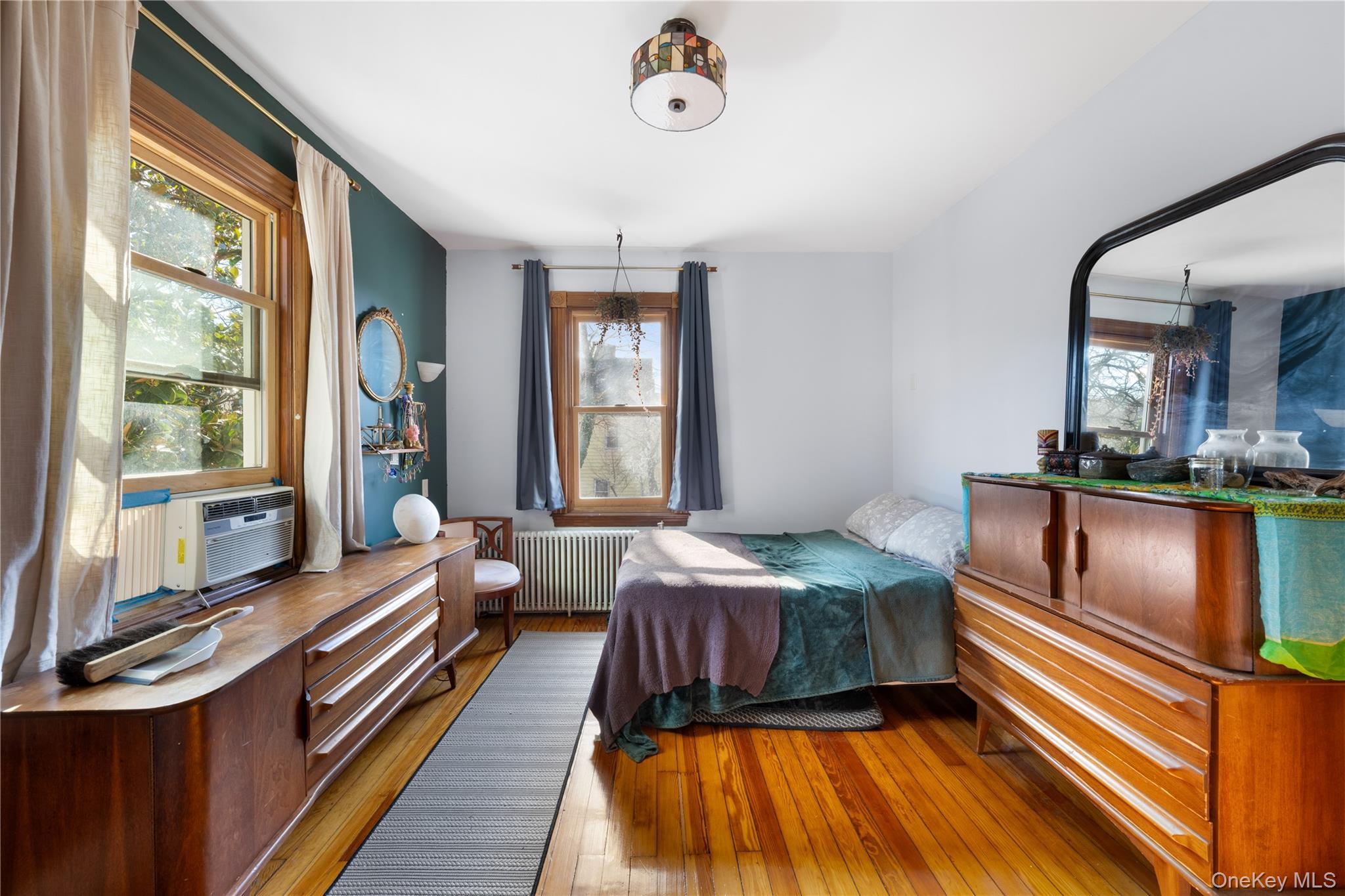 Single Family Westervelt Ave Staten Island, NY 10301, MLS-976775-20