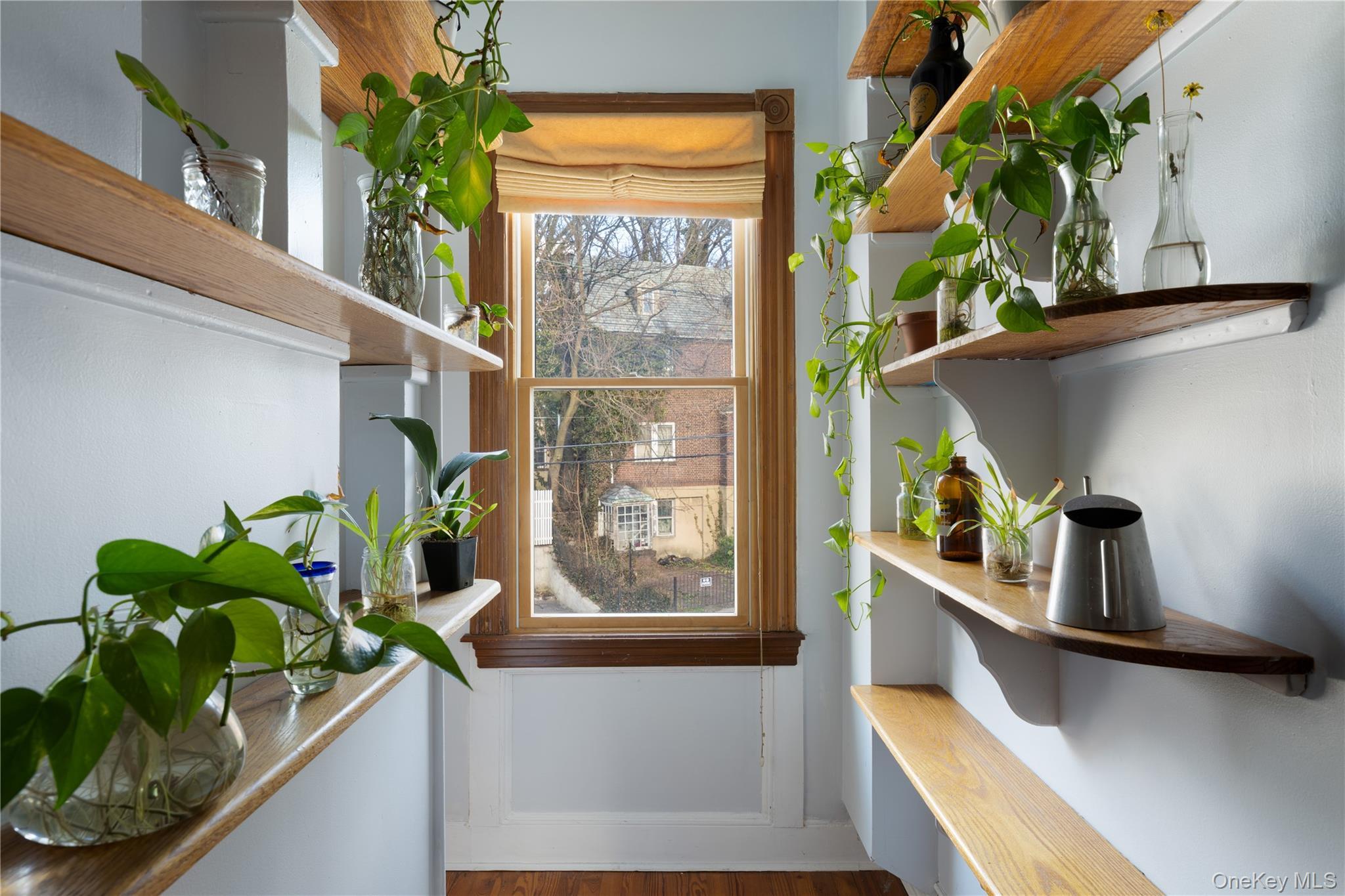 Single Family Westervelt Ave Staten Island, NY 10301, MLS-976775-23