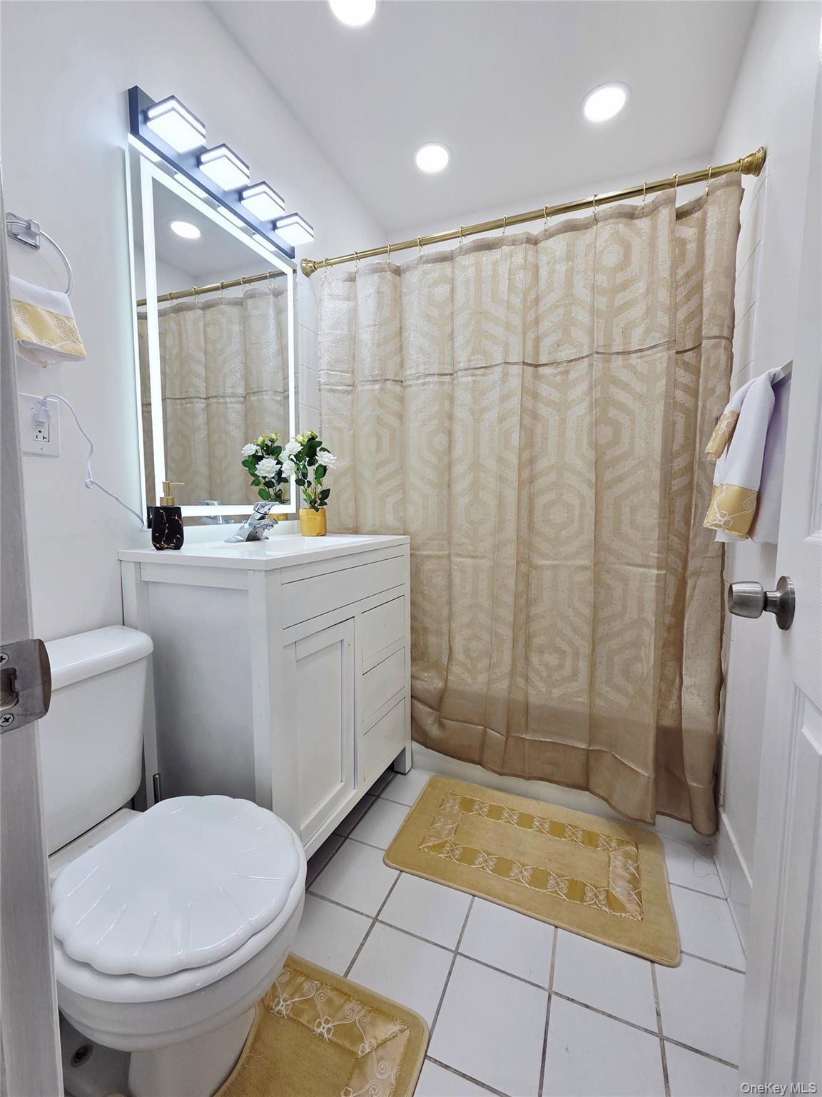 Single Family Vyse Bronx, NY 10459, MLS-976776-10