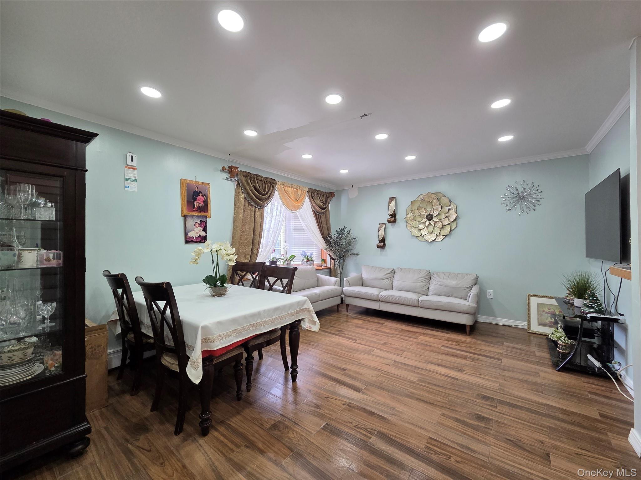 Single Family Vyse Bronx, NY 10459, MLS-976776-11