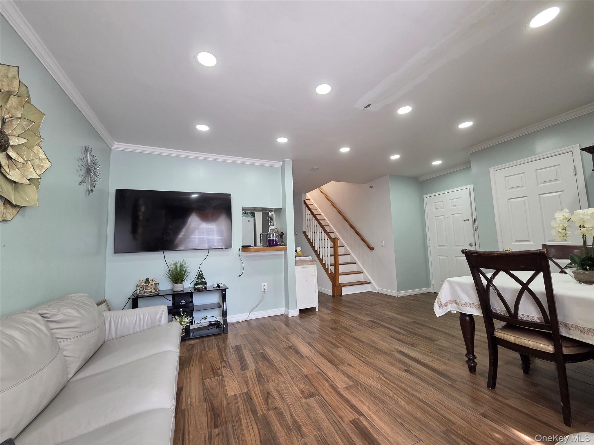 Single Family Vyse Bronx, NY 10459, MLS-976776-12