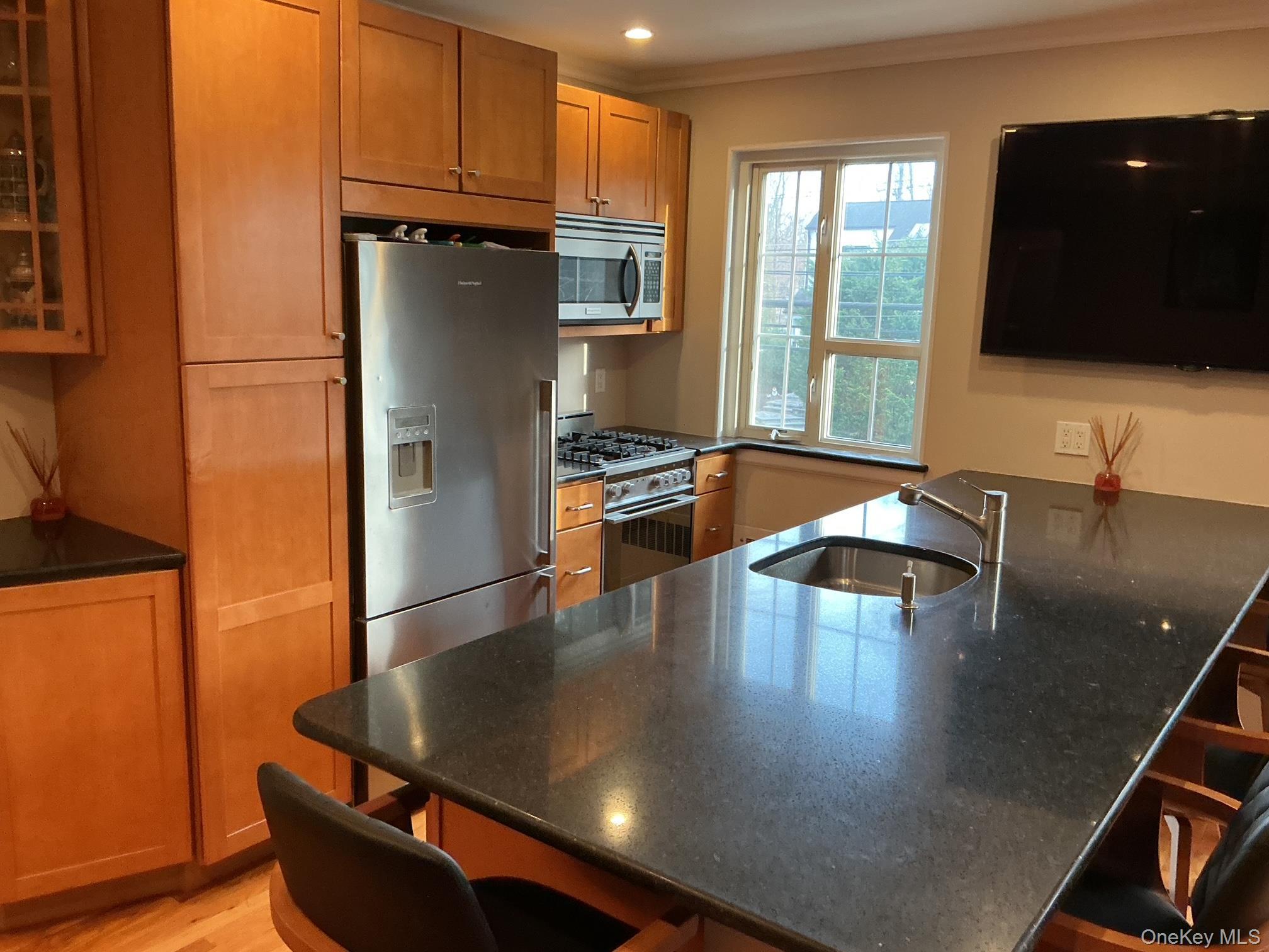 Coop Main  Suffolk County, NY 11743, MLS-976818-2