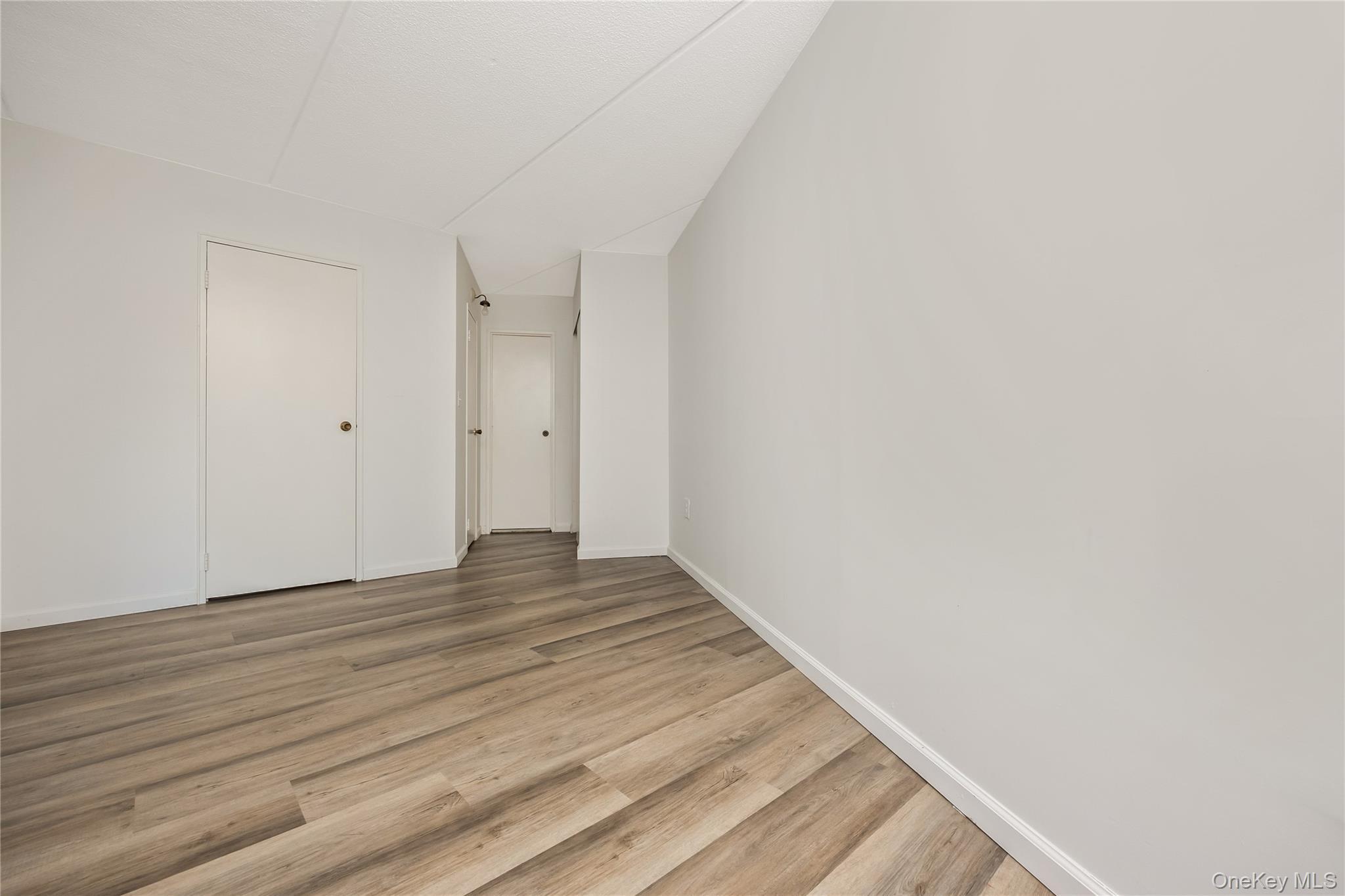 Condo Post  Nassau County, NY 11590, MLS-976822-13