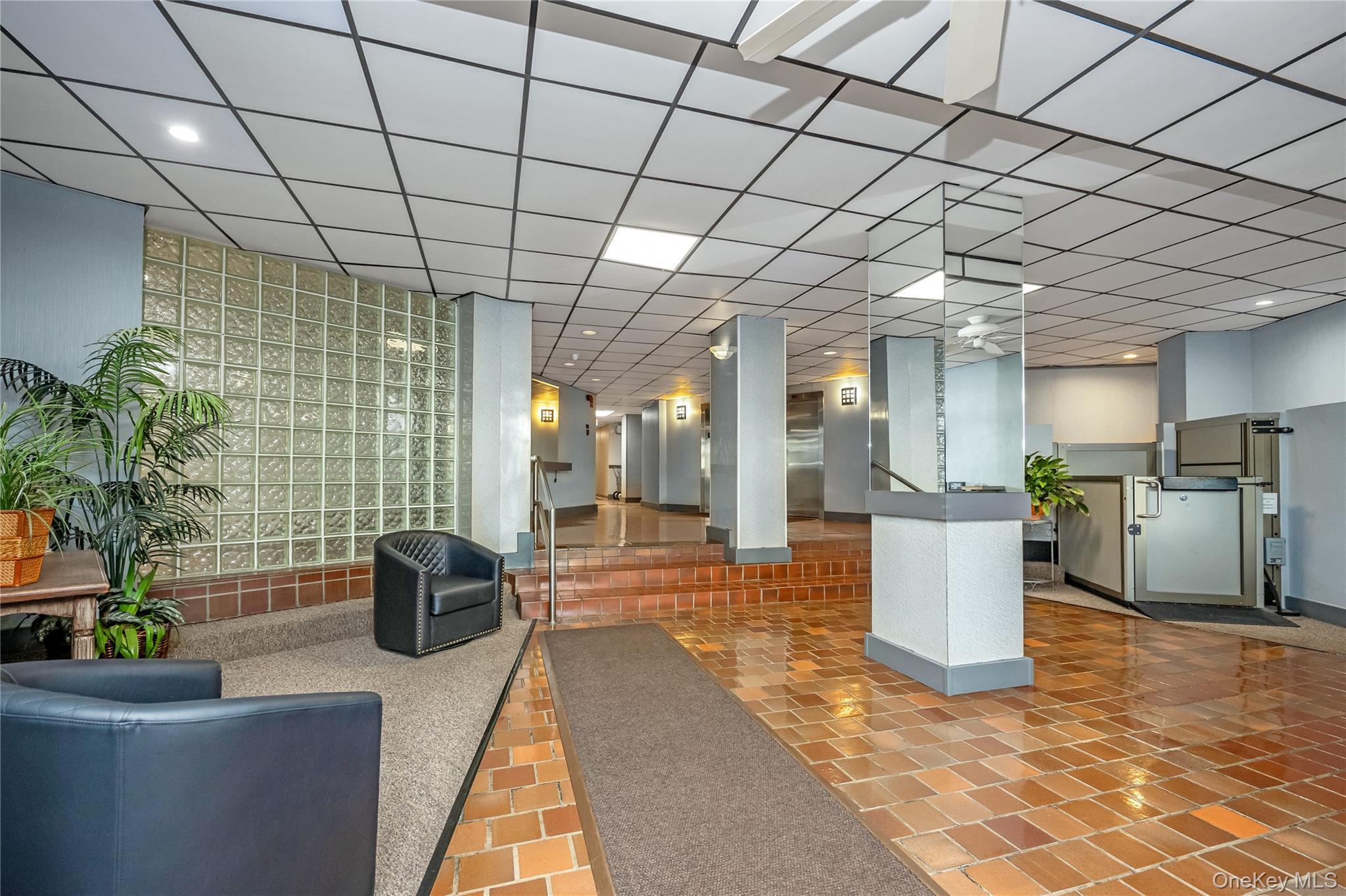 Condo Post  Nassau County, NY 11590, MLS-976822-4