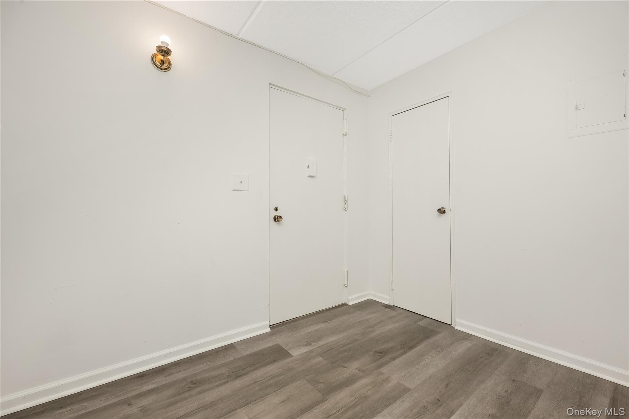 Condo Post  Nassau County, NY 11590, MLS-976822-5