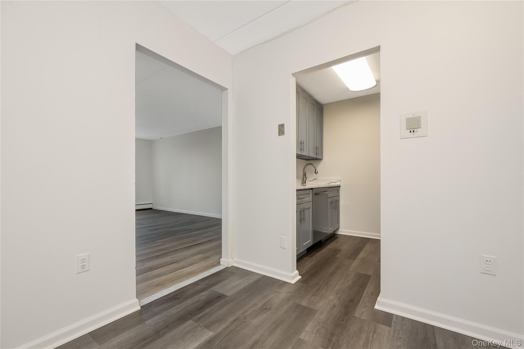 Condo Post  Nassau County, NY 11590, MLS-976822-6