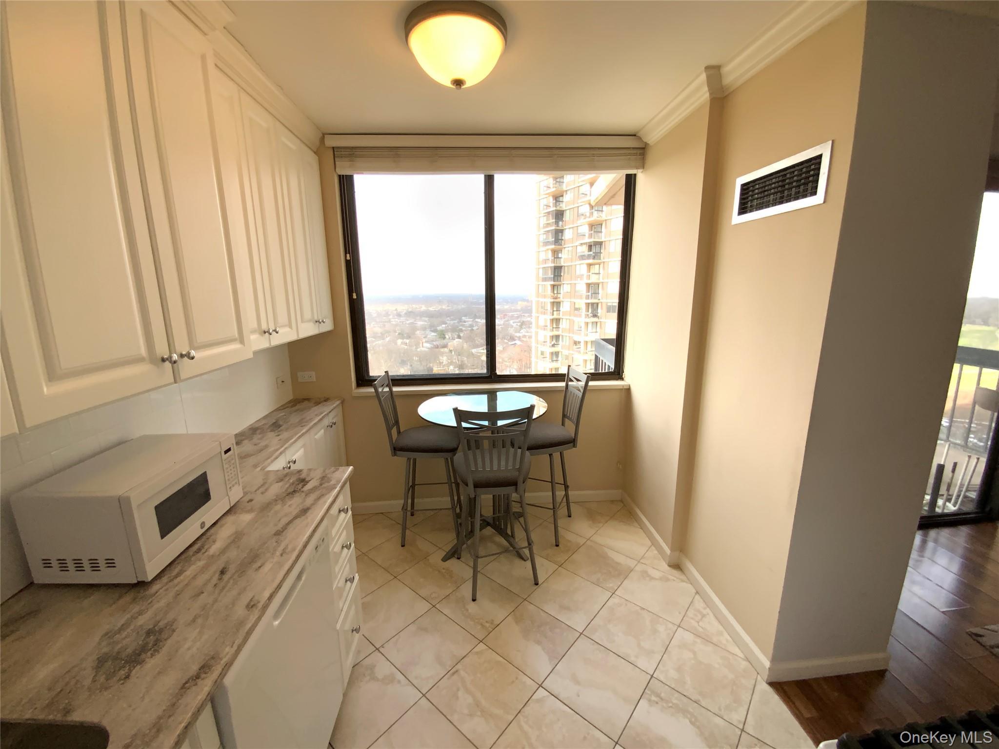 Coop Grand Central  Queens, NY 11005, MLS-976833-11