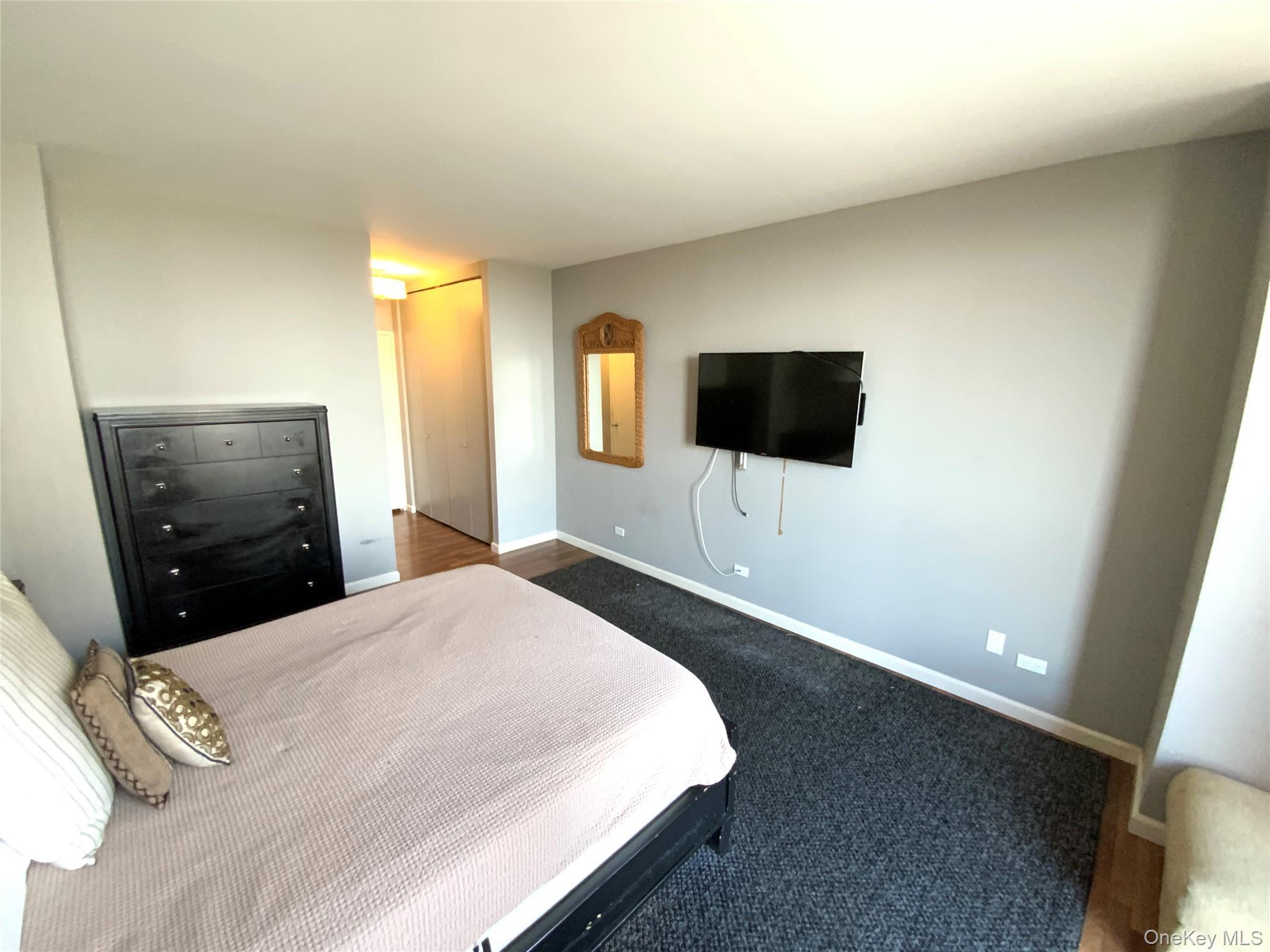 Coop Grand Central  Queens, NY 11005, MLS-976833-19