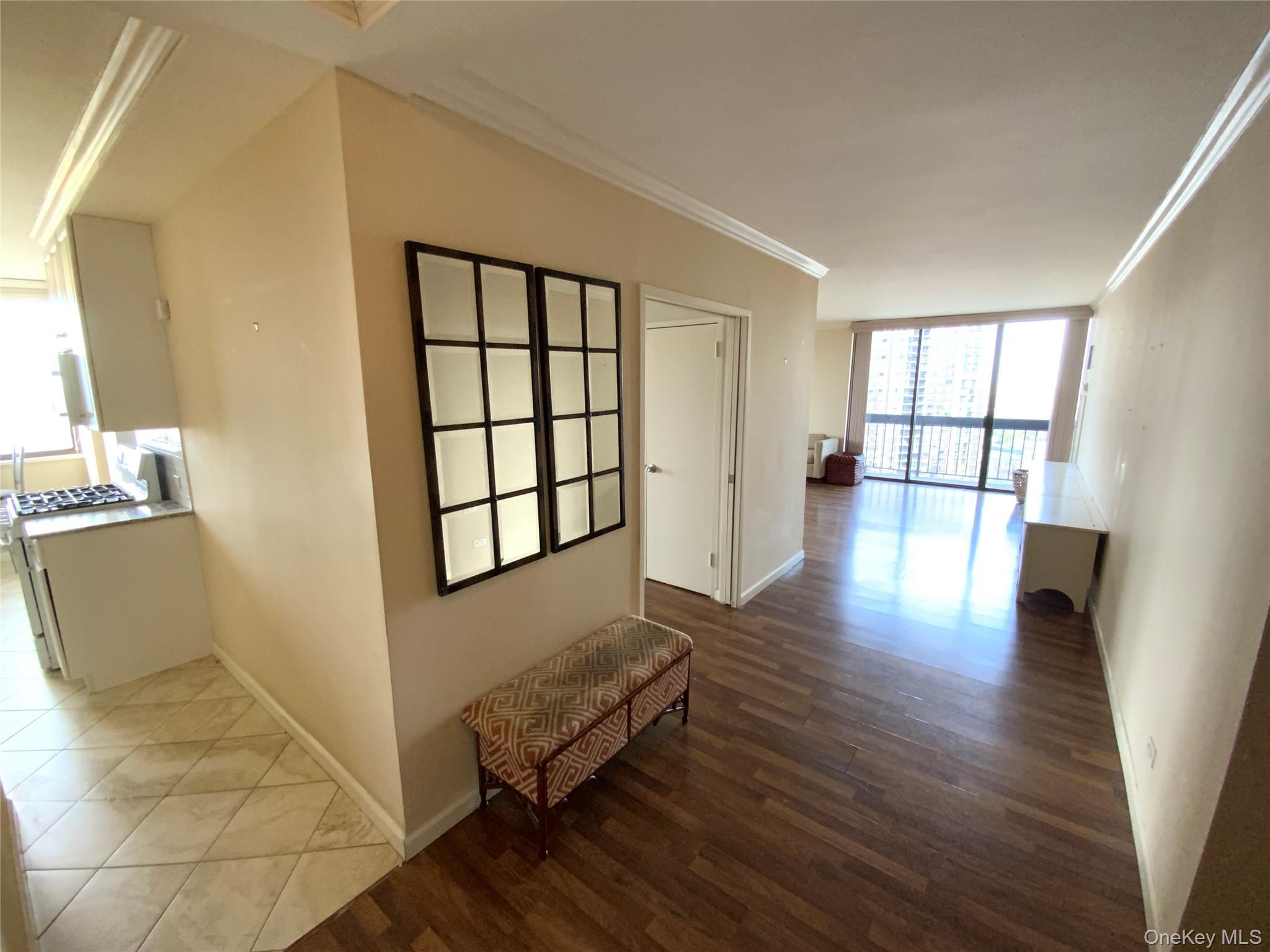 Coop Grand Central  Queens, NY 11005, MLS-976833-2