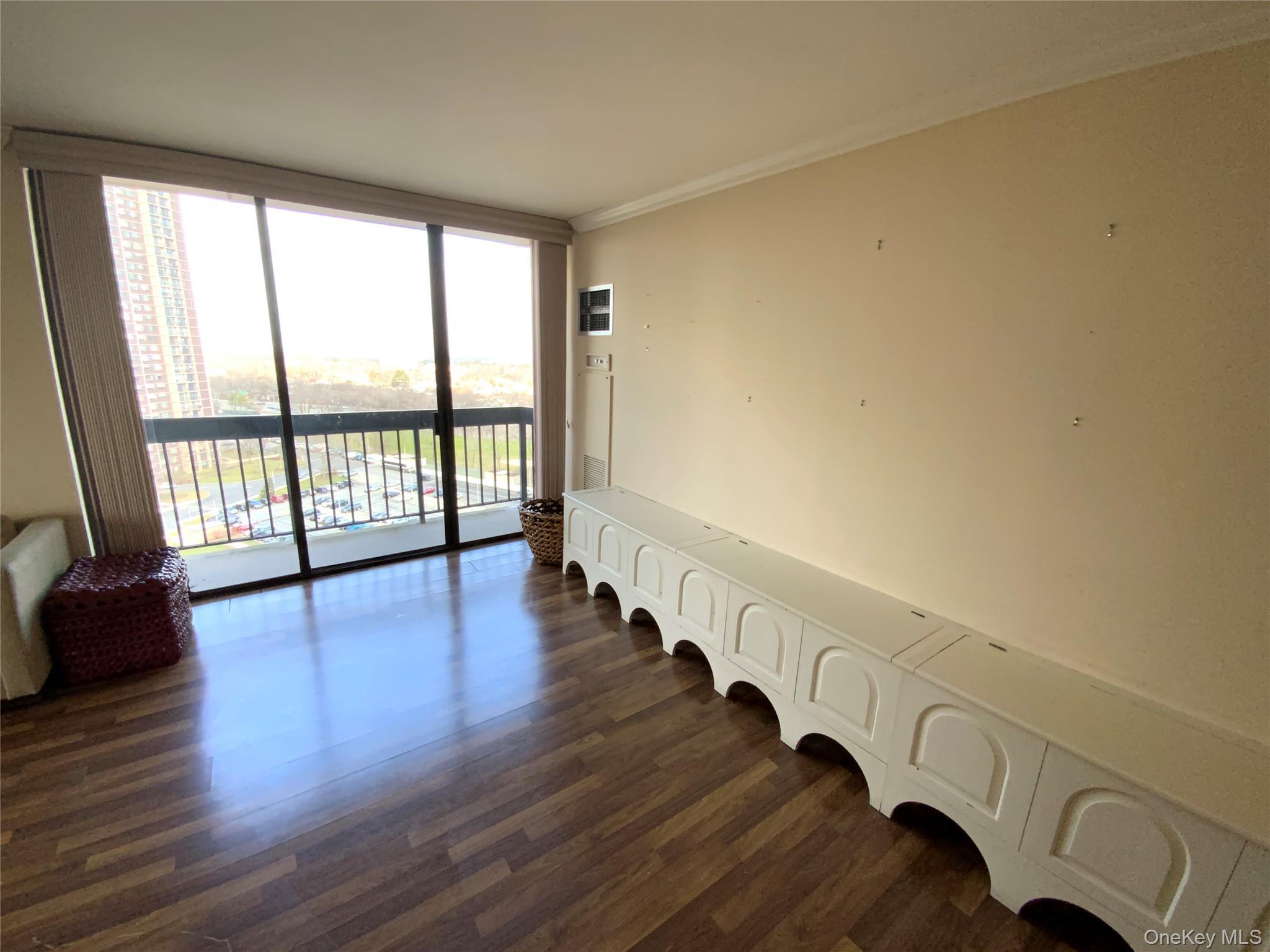 Coop Grand Central  Queens, NY 11005, MLS-976833-7