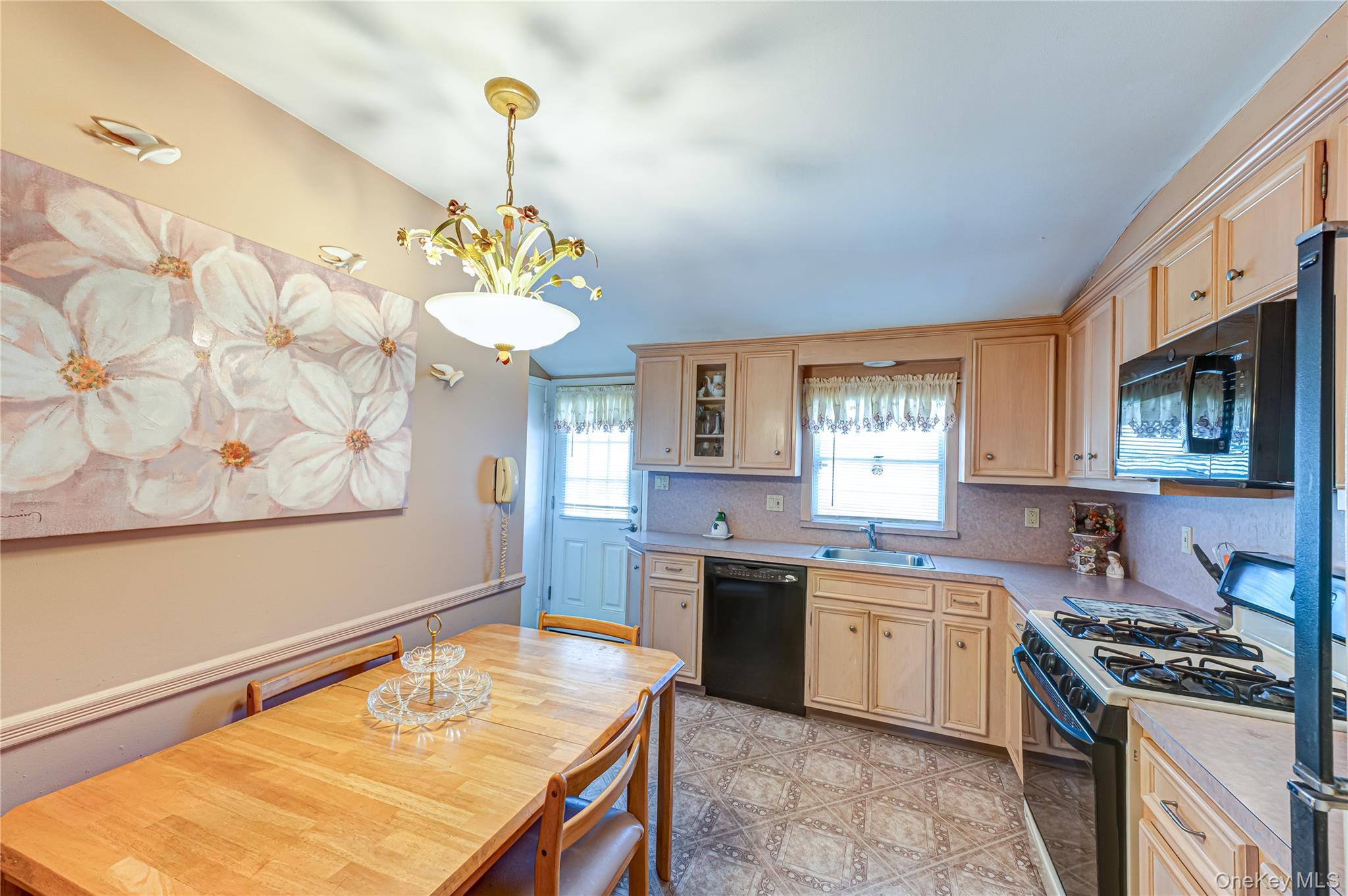 Single Family Olga  Suffolk County, NY 11725, MLS-976850-7