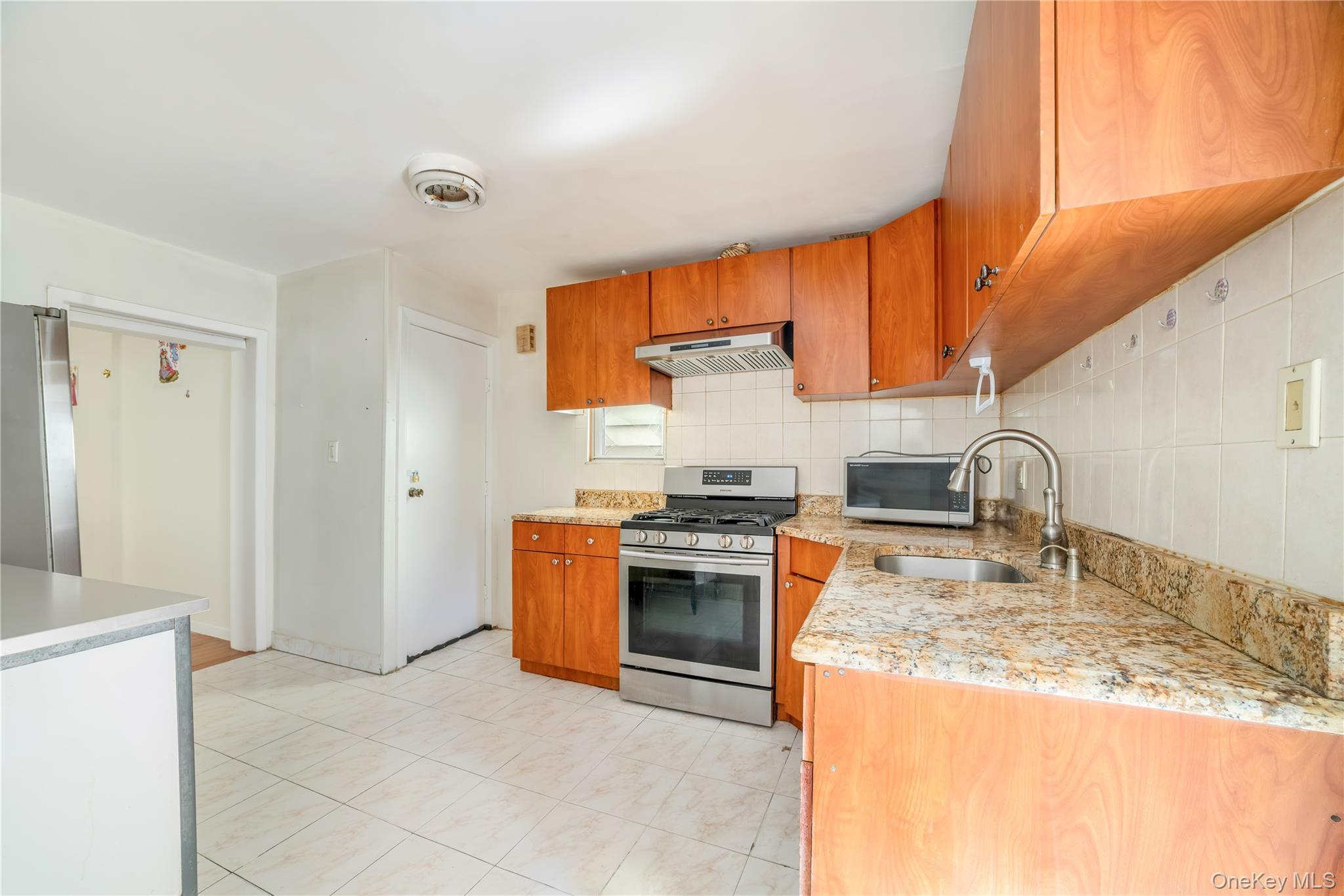 Single Family Moline Queens, NY 11428, MLS-976852-6
