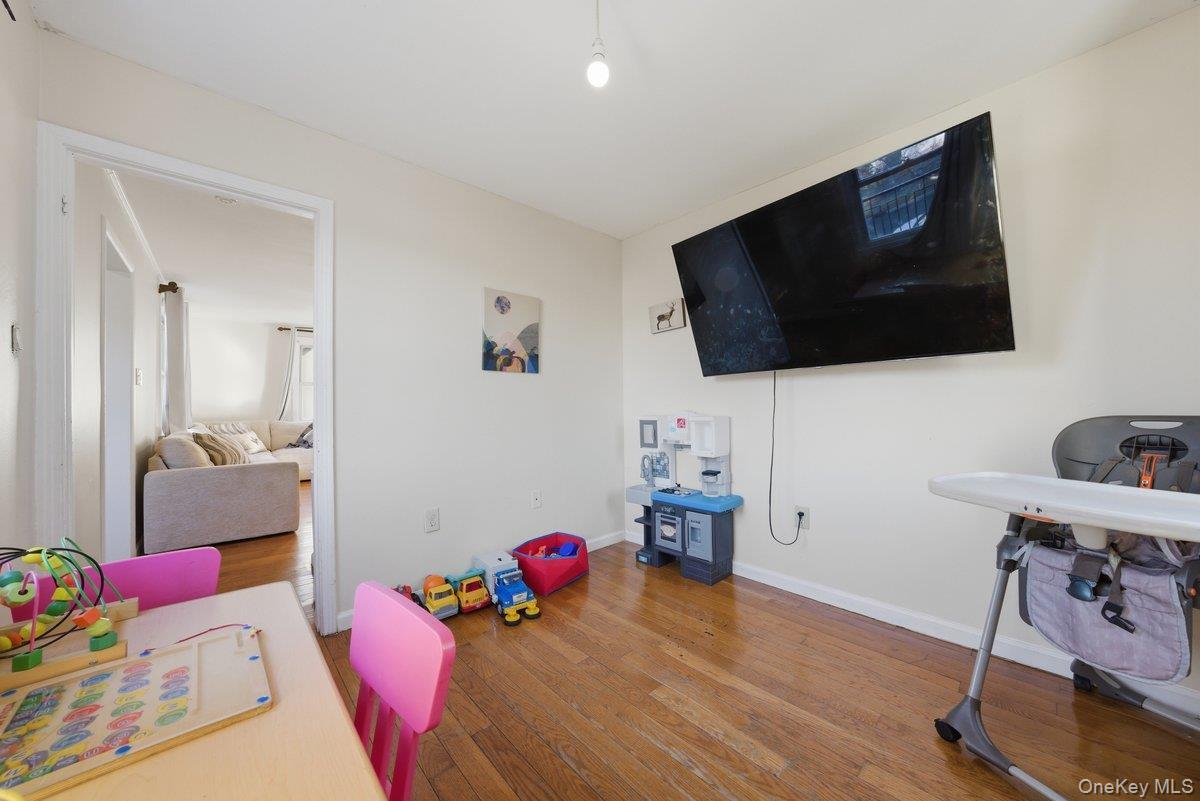 Single Family Young  Westchester County, NY 10710, MLS-976855-14