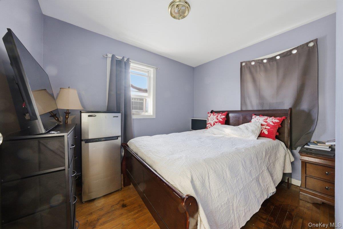 Single Family Young  Westchester County, NY 10710, MLS-976855-22