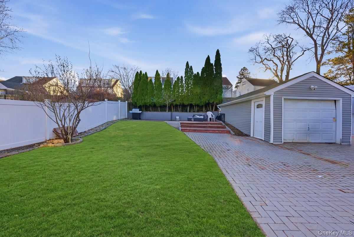 Single Family Young  Westchester County, NY 10710, MLS-976855-27