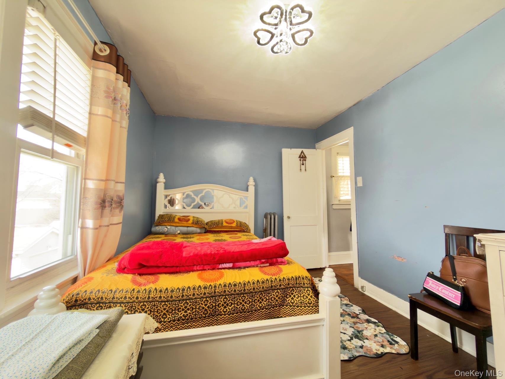 Single Family 199th Queens, NY 11423, MLS-976865-18